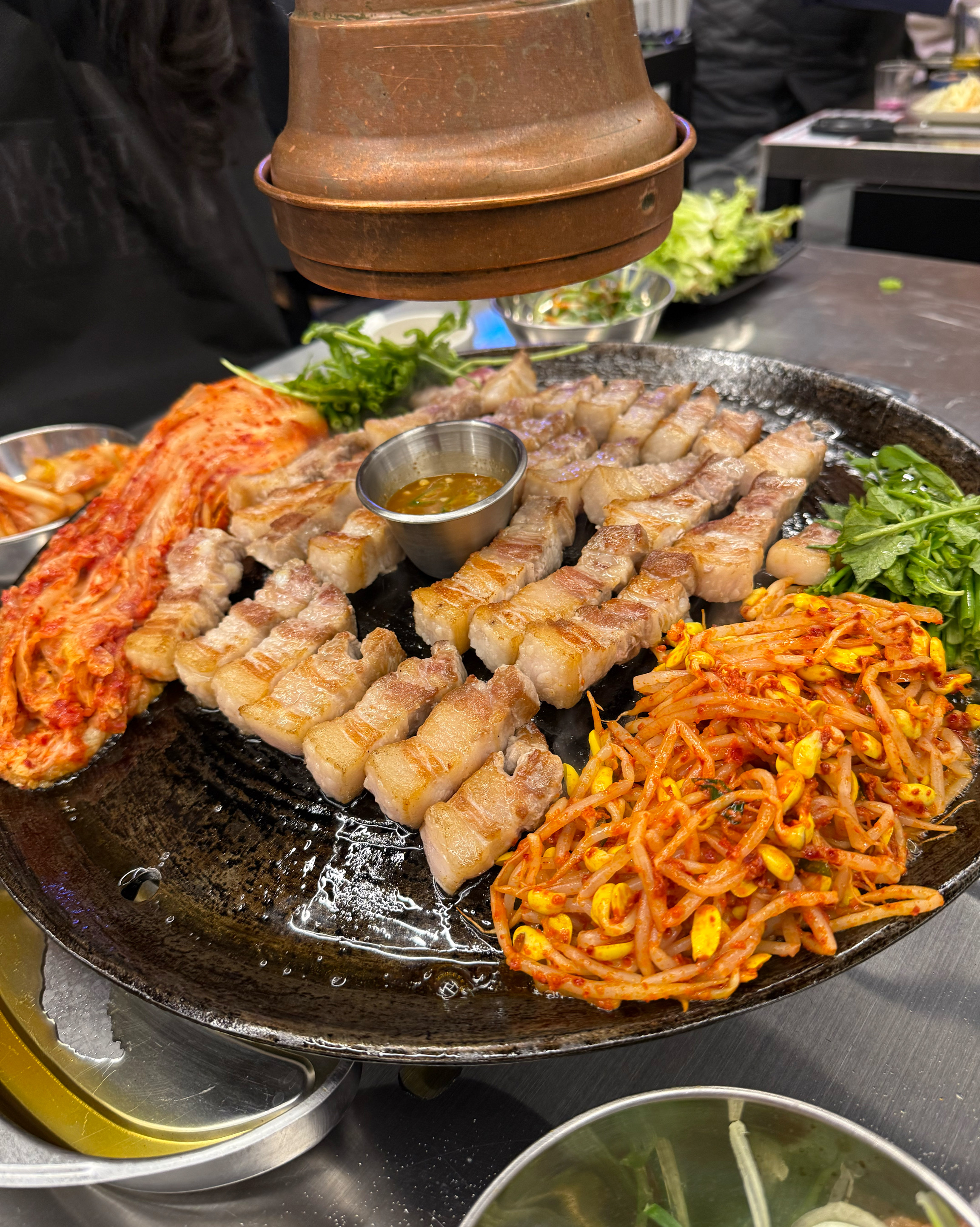 [천안 맛집 할매솥뚜껑삼겹살 천안불당점] 직접 가본 로컬 리뷰