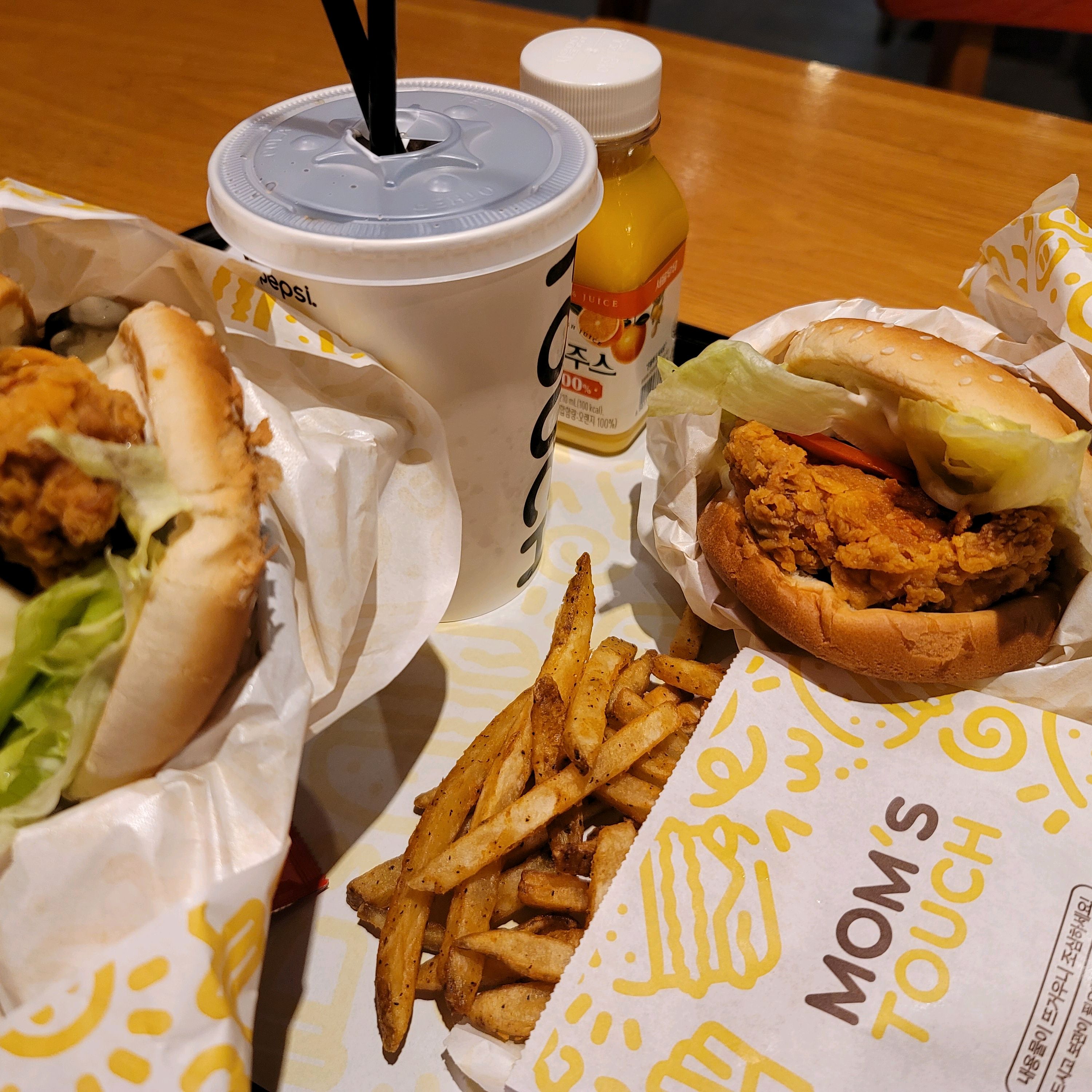 예전에도 먗번 방문했었고 - 불당동 맛집 맘스터치 천안불당점