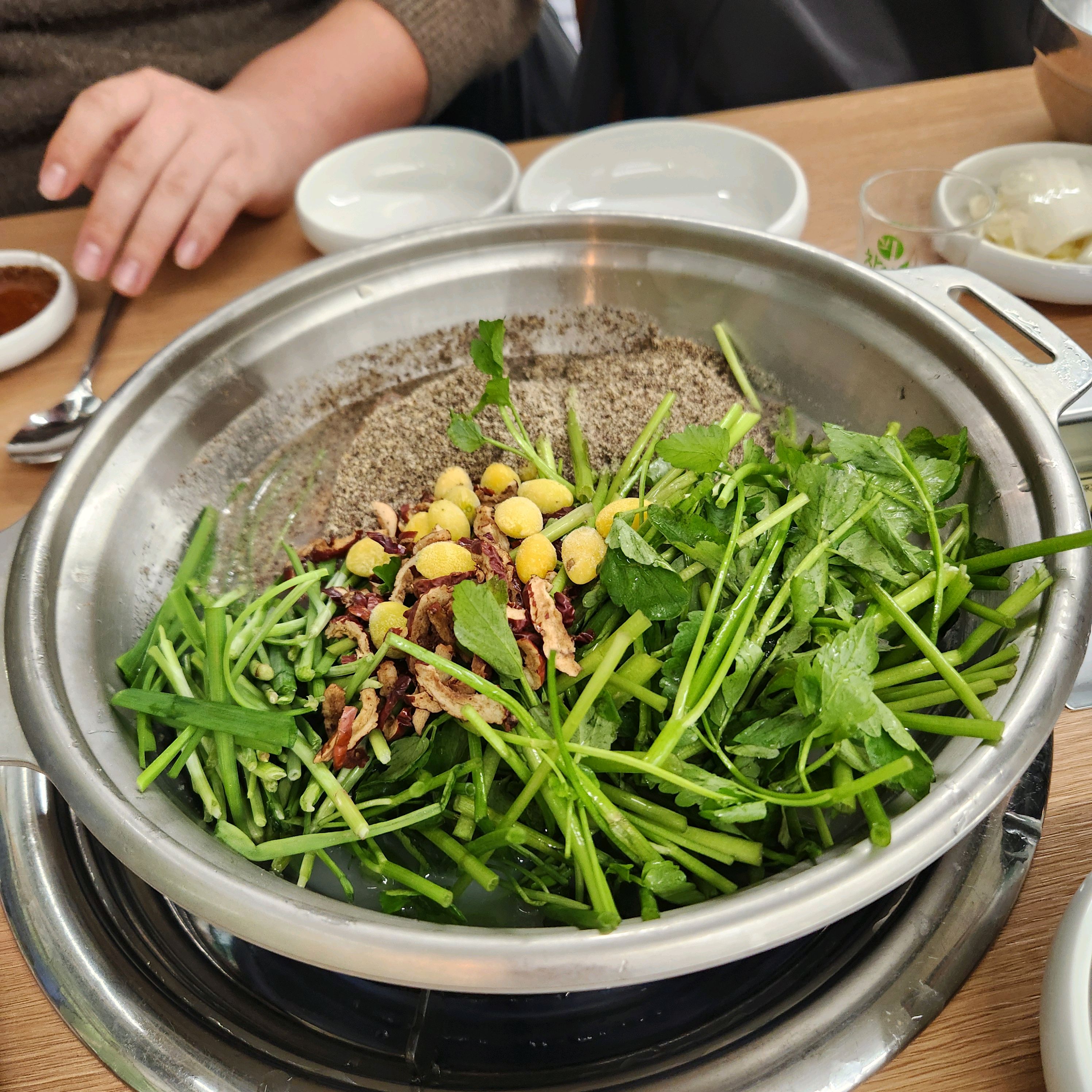  왕십리역 오리 전골 맛집 청록미나리식당 한양대점