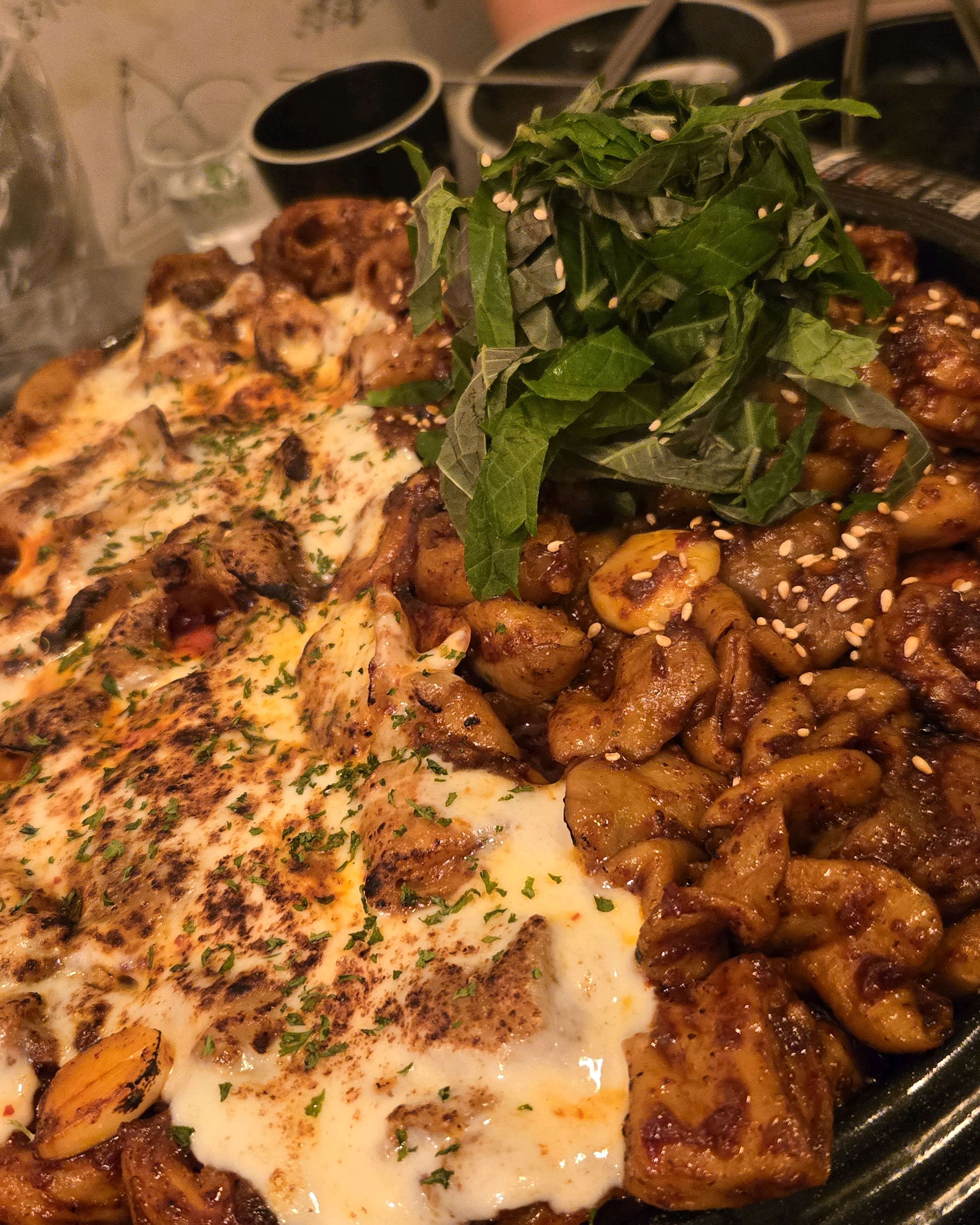 
효창공원앞역식당 용호야채곱창
