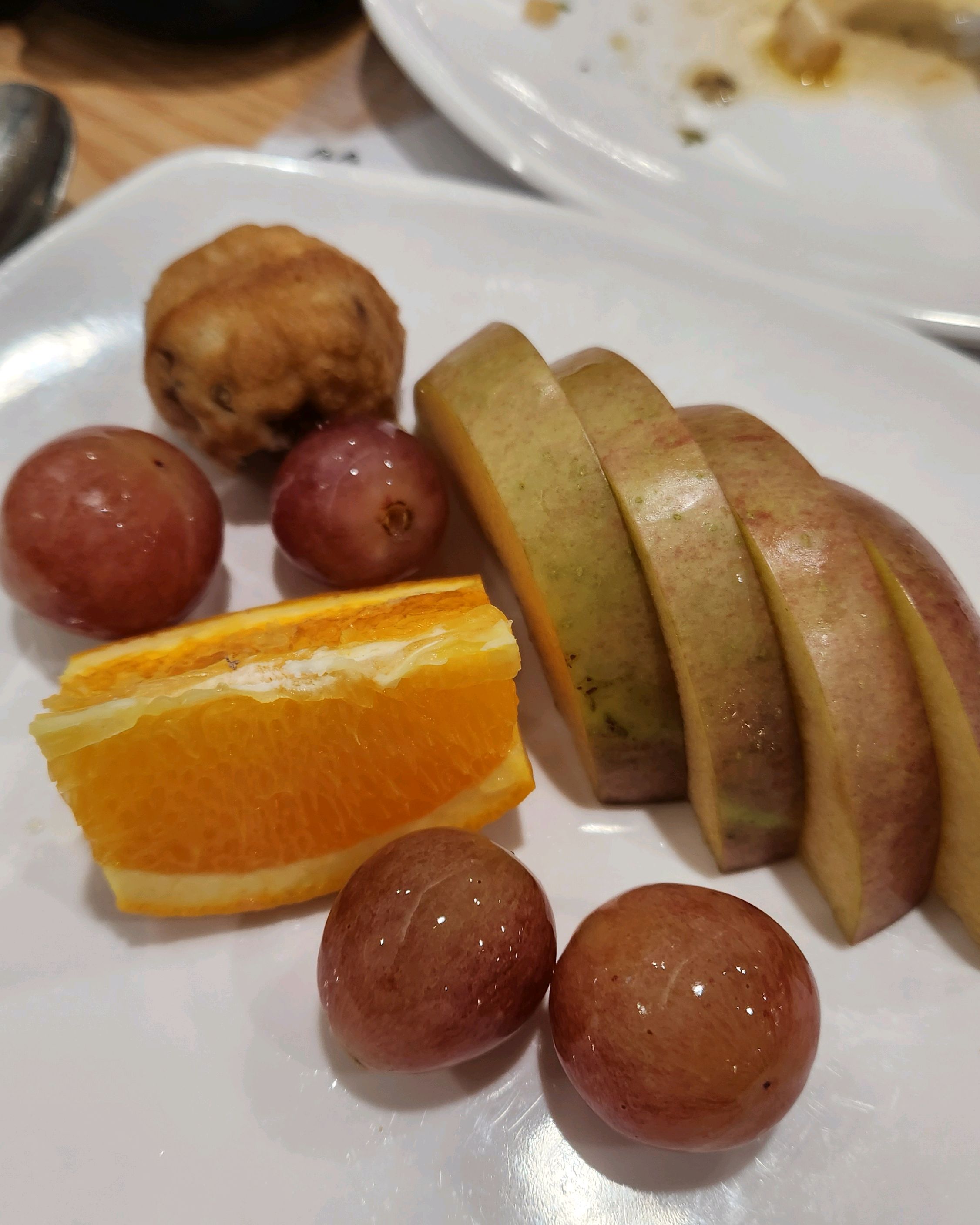 음식 맛도 좋고 모든 재료가 신선하고 깨끗하게 관리가 되어서 참 좋았습니다~ - 상동역 맛집 다이닝원 부천상동점