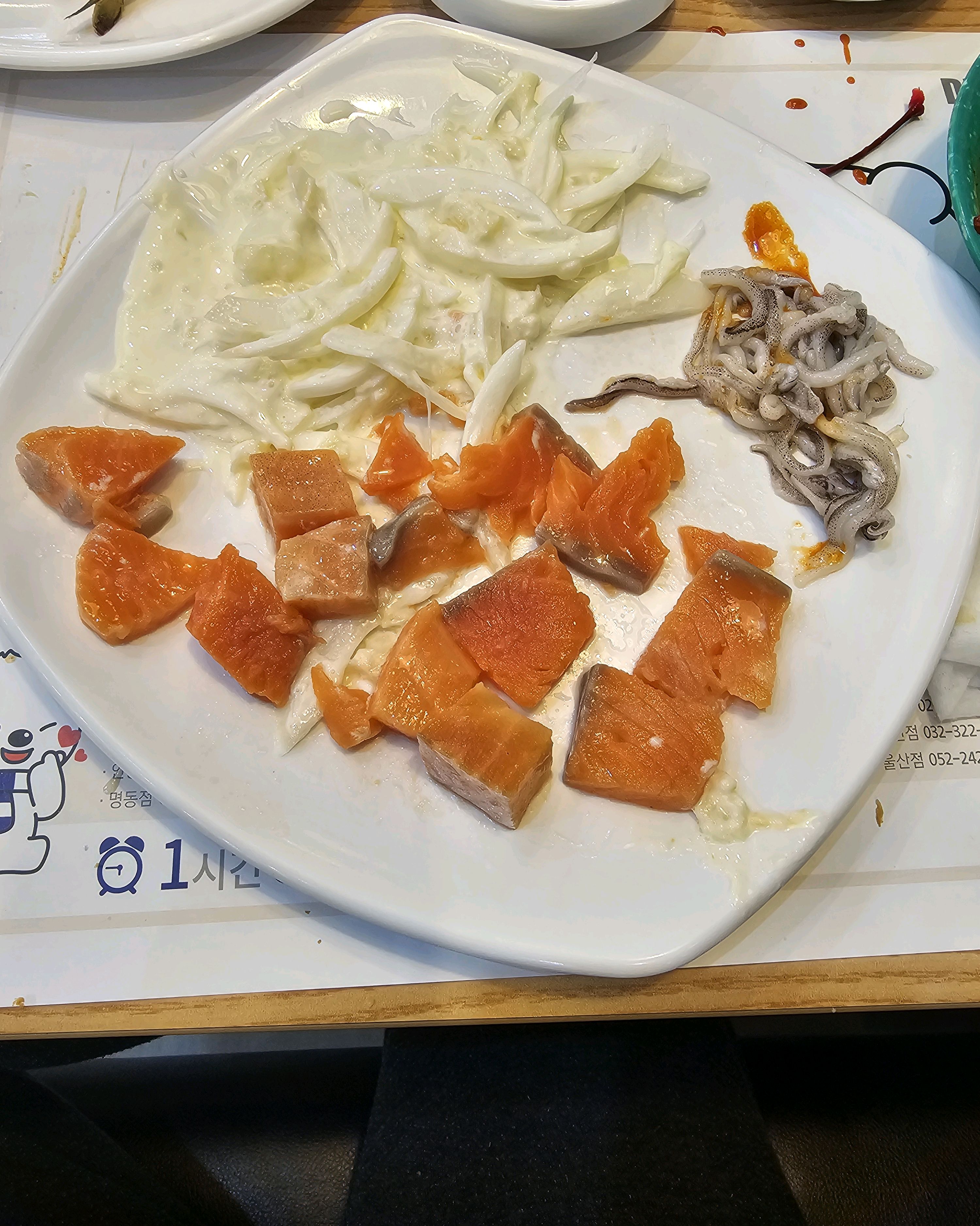 7시쯤에 들어갔는데 점포는 벌써 마무리 중인듯! - 안동 맛집 다이닝원 안동점