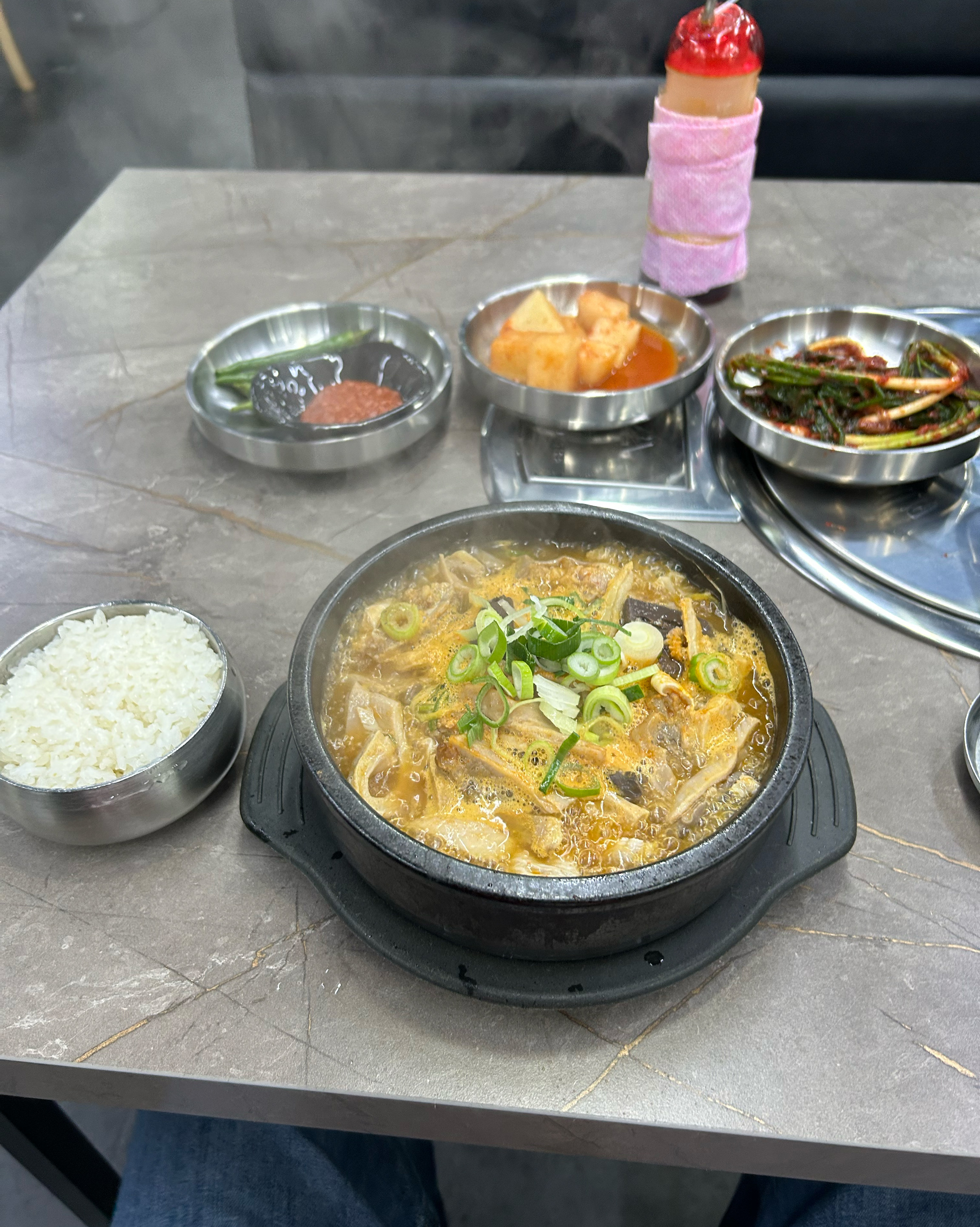  봉천역 갈비탕 전문점 양평해장국 왕뼈감자탕