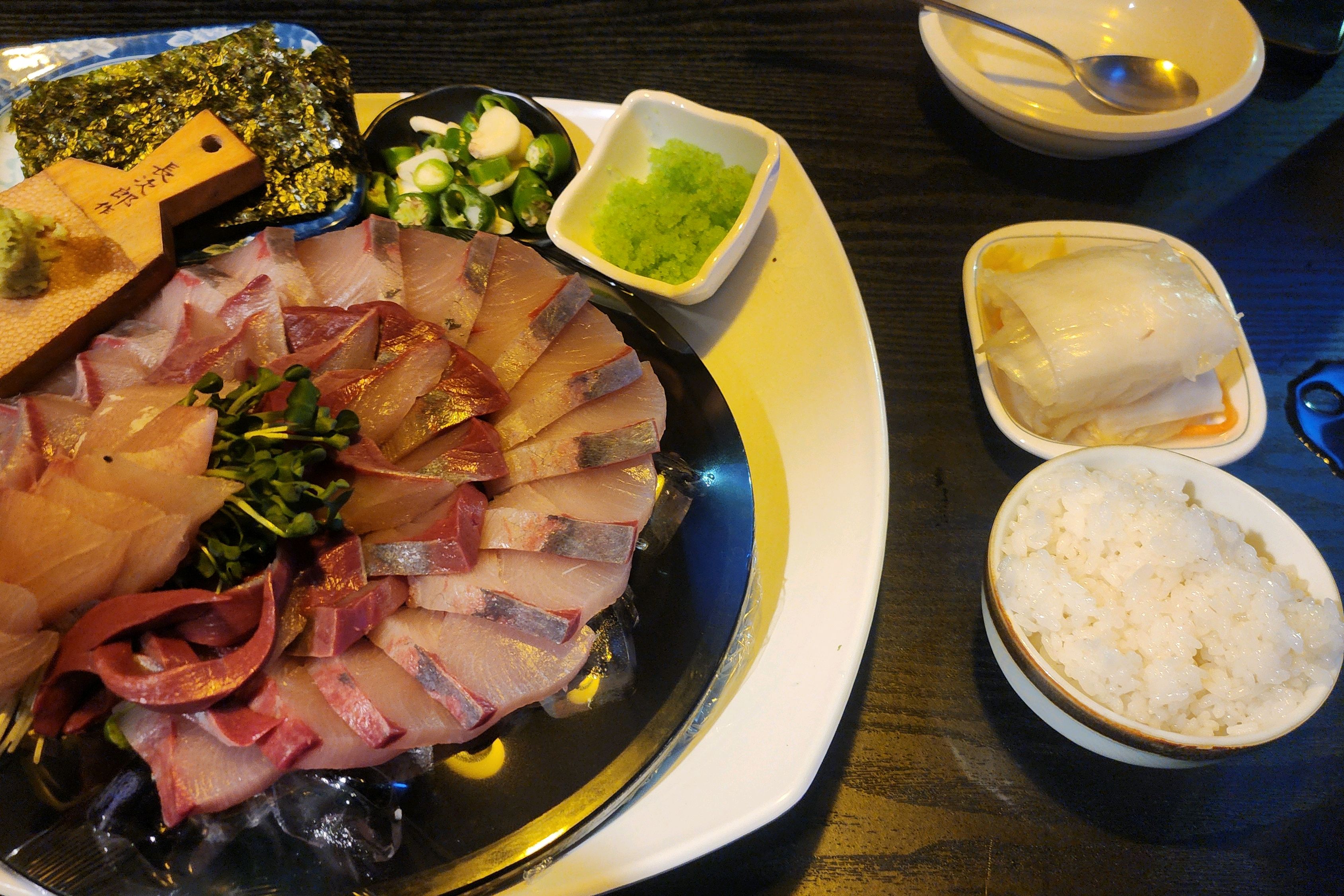 대방어 먹으러간 곳 우리는 중으로 변경해서 시킴 - 천호동 맛집 월가 천호점