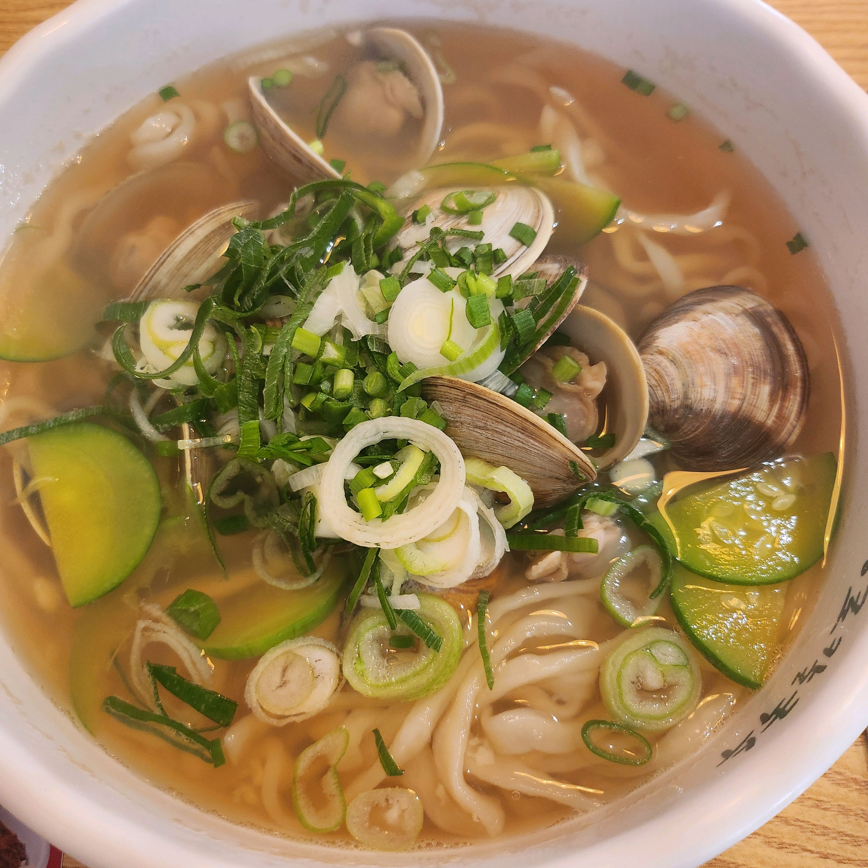 서울역 한강 한식당 한강로칼국수