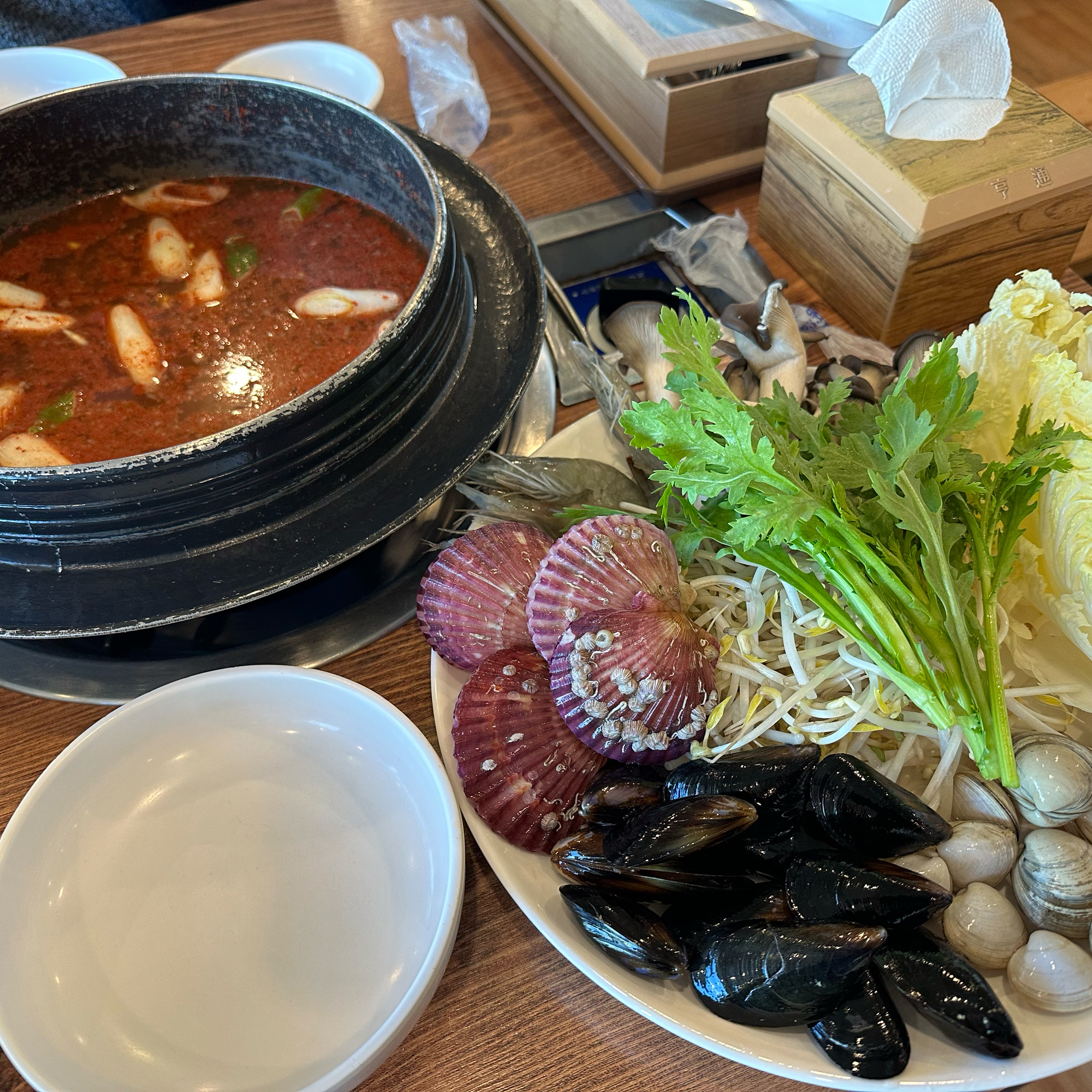 [춘천 맛집 배나무골가마솥칼국수] 직접 가본 로컬 리뷰