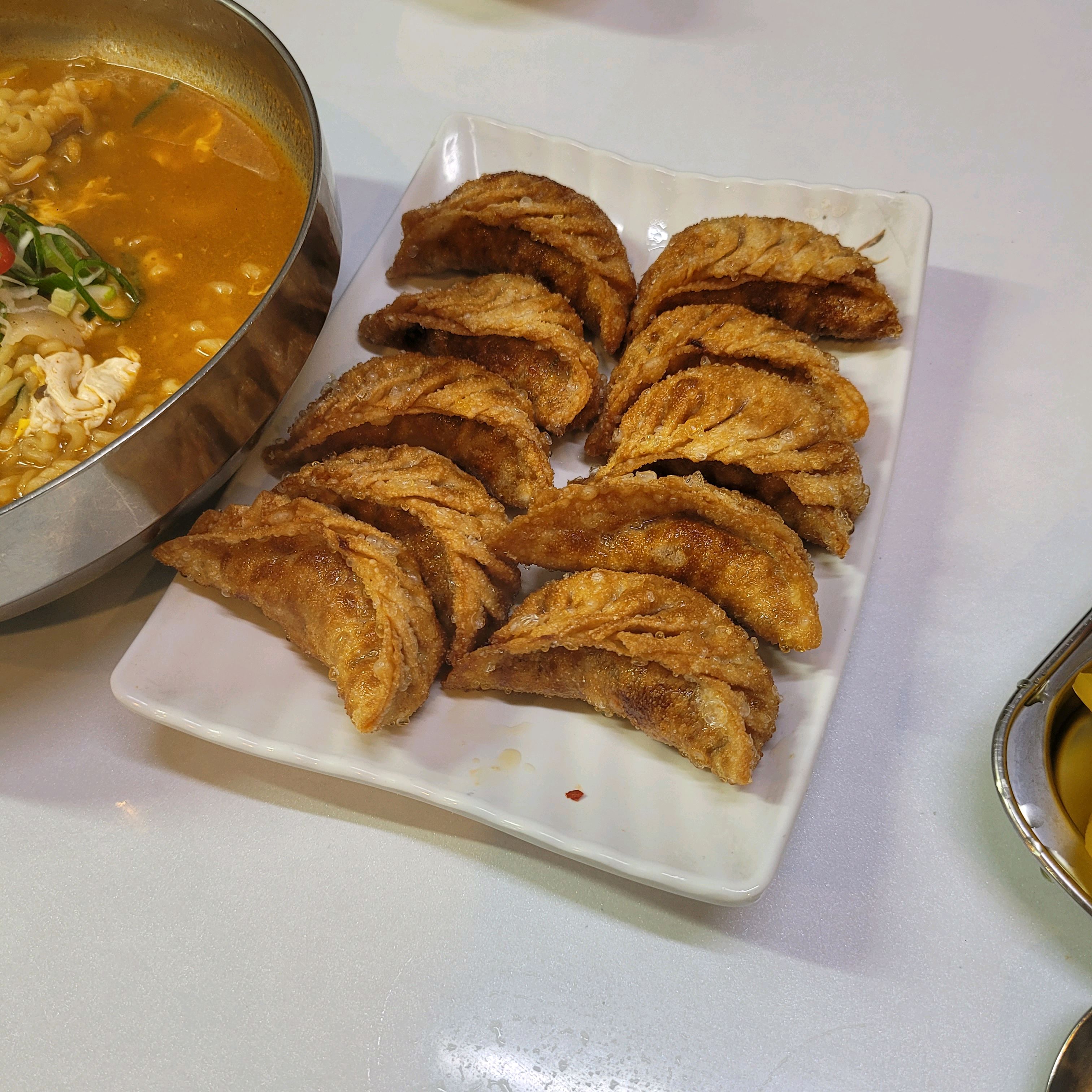  천안역 맛집 마약만두 앤 칼국수