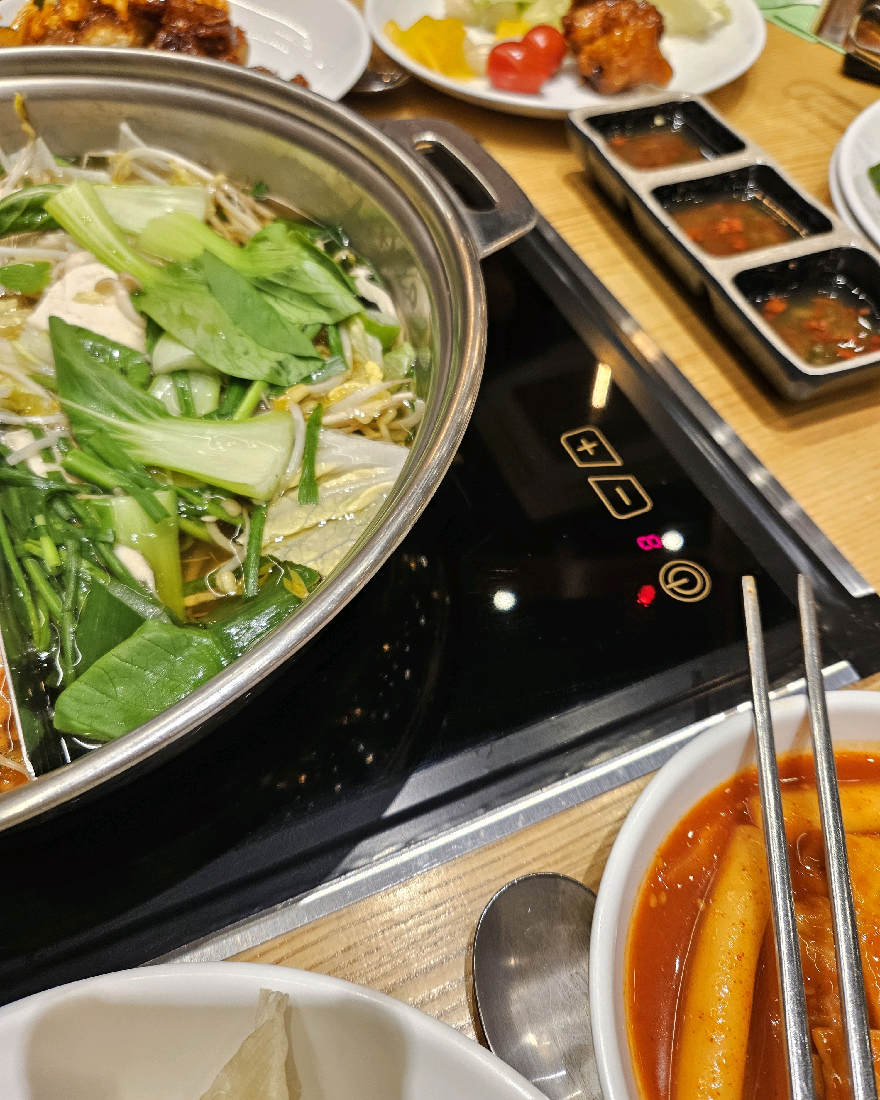 친구들이랑 모임하러 왔어요 - 천안 구성동 맛집 샤브20 천안구성점