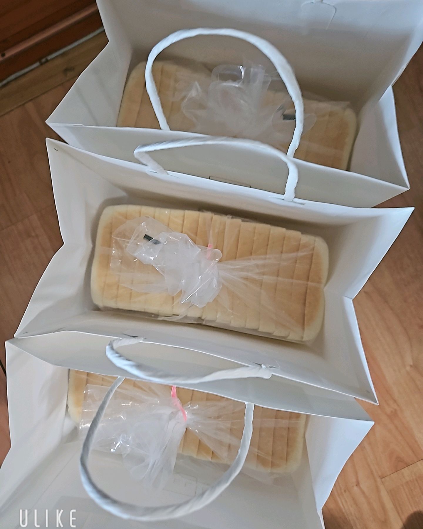 사장님이기다리는동안먹어라고 - 마산 댓거리 맛집 화이트리에 해운점