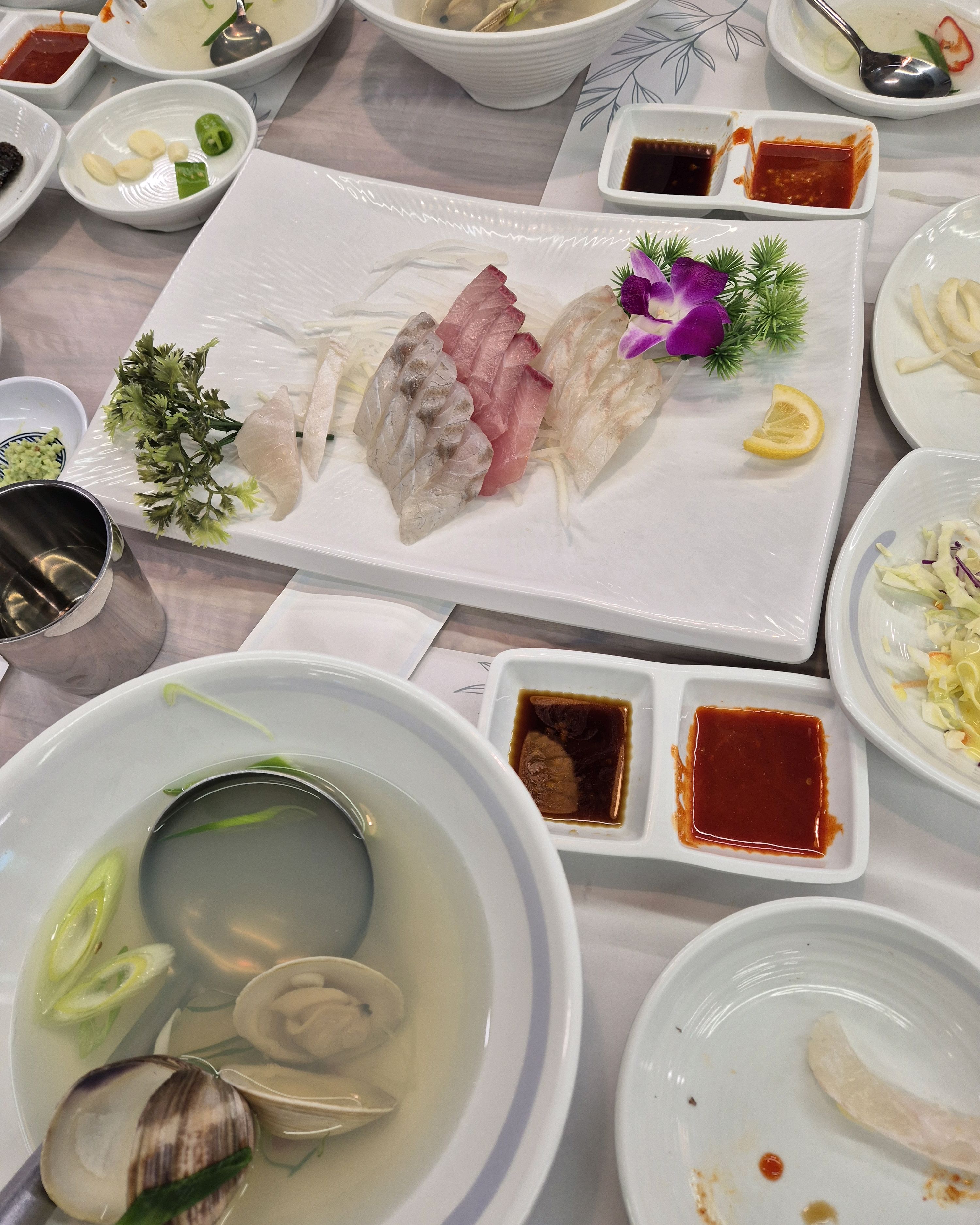 회식하러 방문했는데 아주 맛있게 먹었어요 - 불당동 맛집 두발횟집 천안점