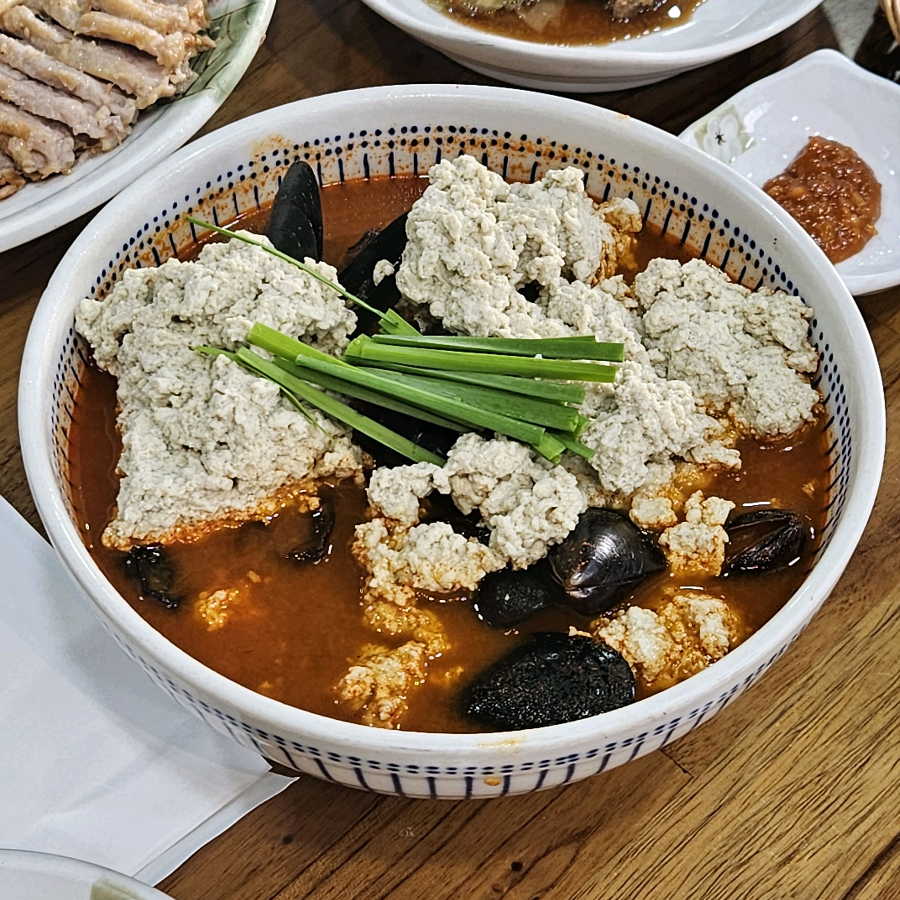 [여수 맛집 풀뿌리흑두부] 직접 가본 로컬 리뷰