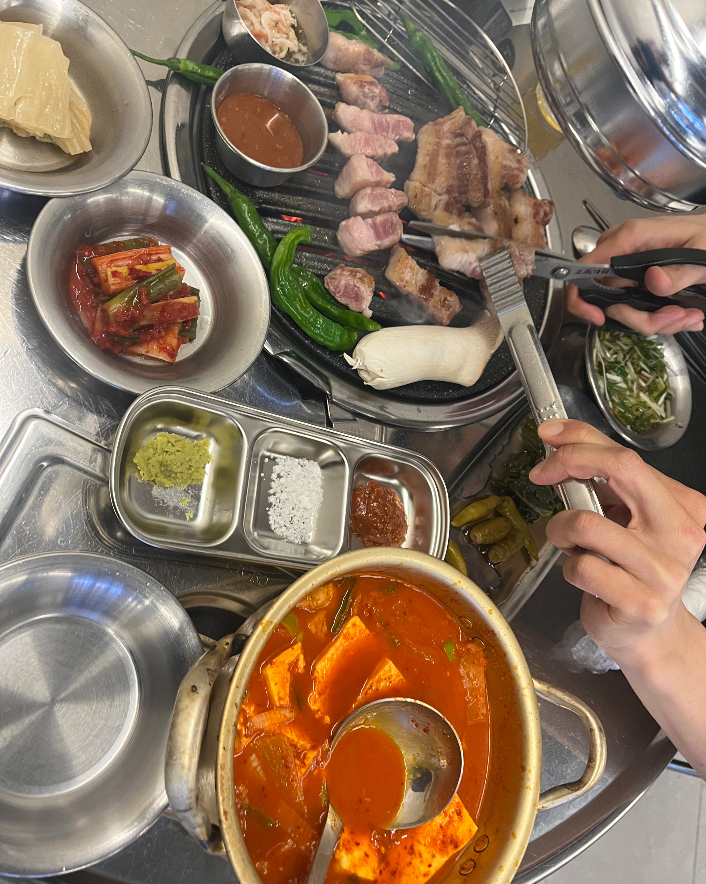 맛있어서 또 왔어요! - 천호동 맛집 화요일 식당