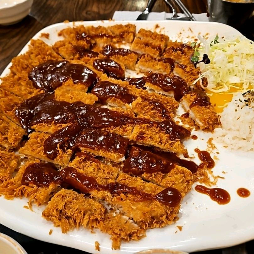 왕돈까스&야끼우동 조합이 아주 굿굿👍 - 대구 수성구 맛집 홍익돈까스 대구황금점