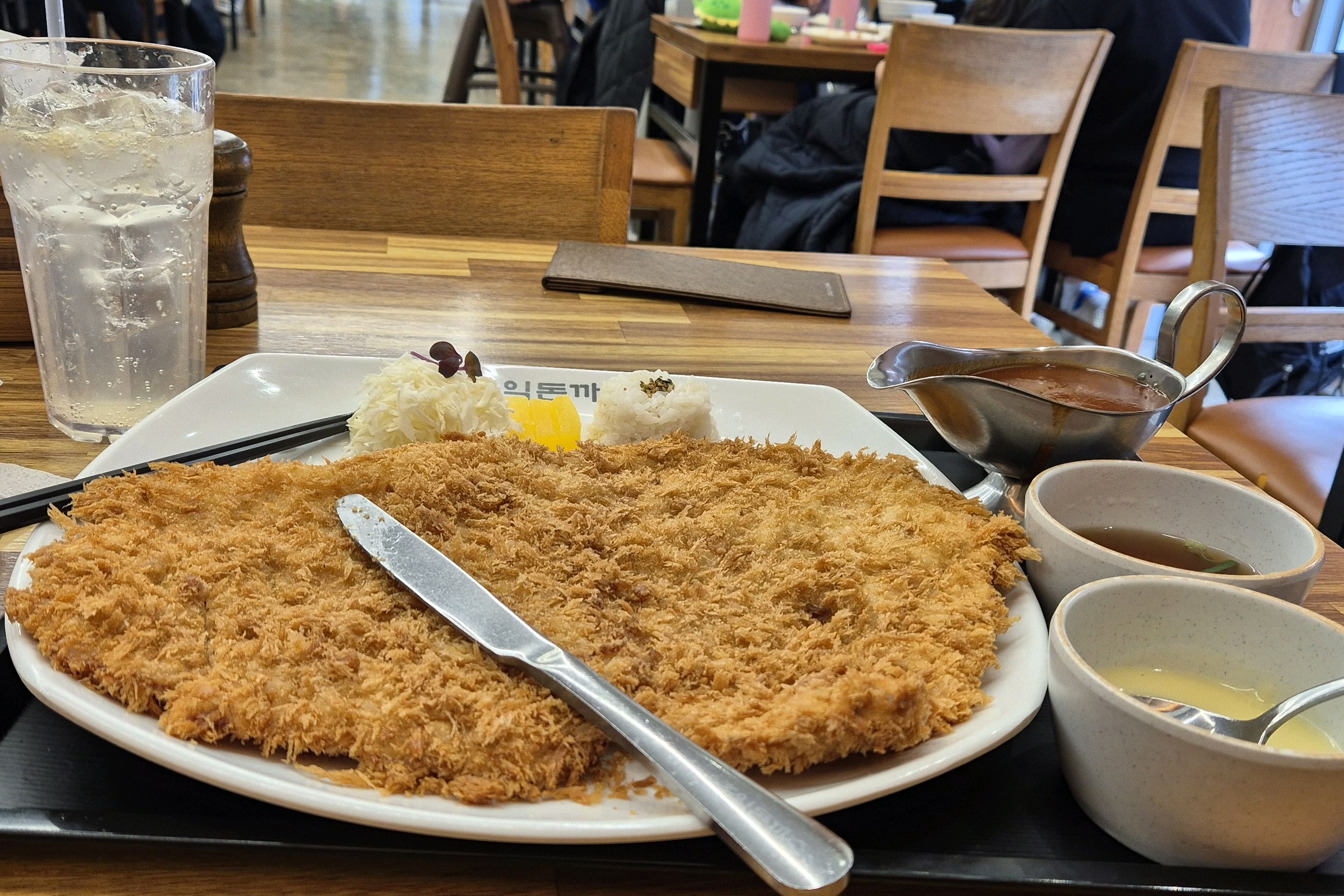 돈까스 양이 많구 진짜 맛있었어요 - 화성 봉담 맛집 홍익돈까스 봉담점