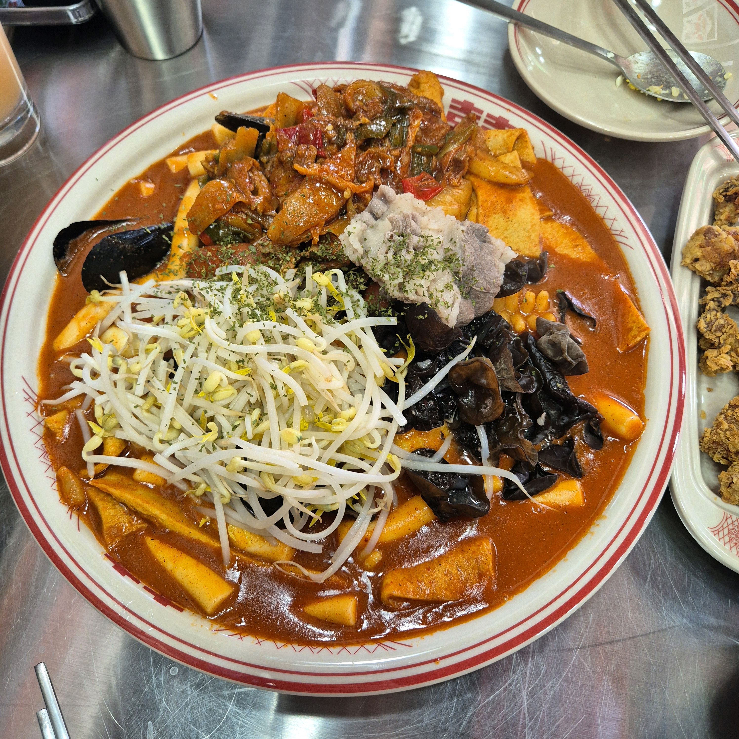 [강릉 맛집 1300도씨짬뽕&떡볶이] 직접 가본 로컬 리뷰