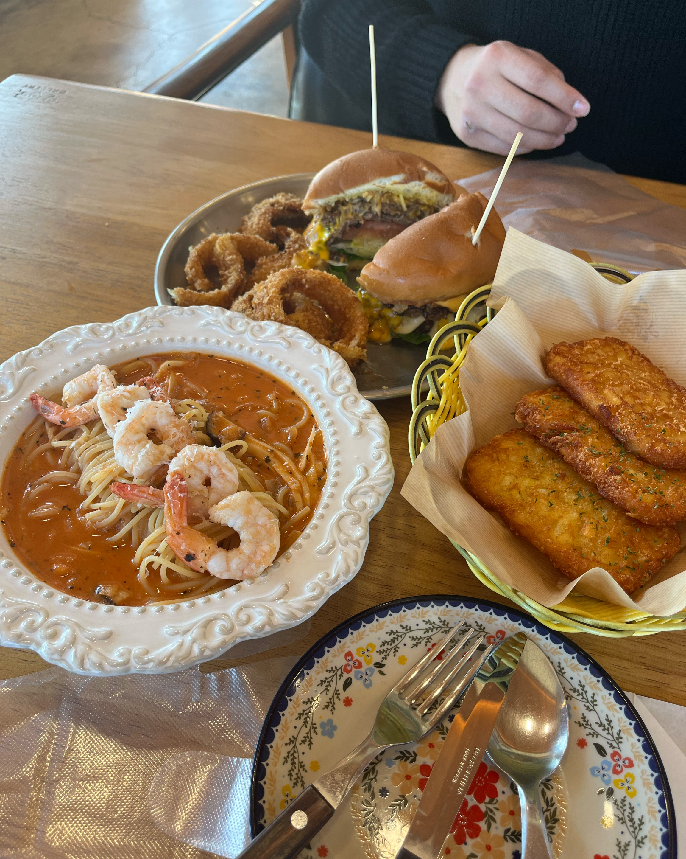 전에 먹어보고 너무 맛있어서 이번 강릉여행때 또 방문했어요 !! - 경포대 맛집 패티김 강릉
