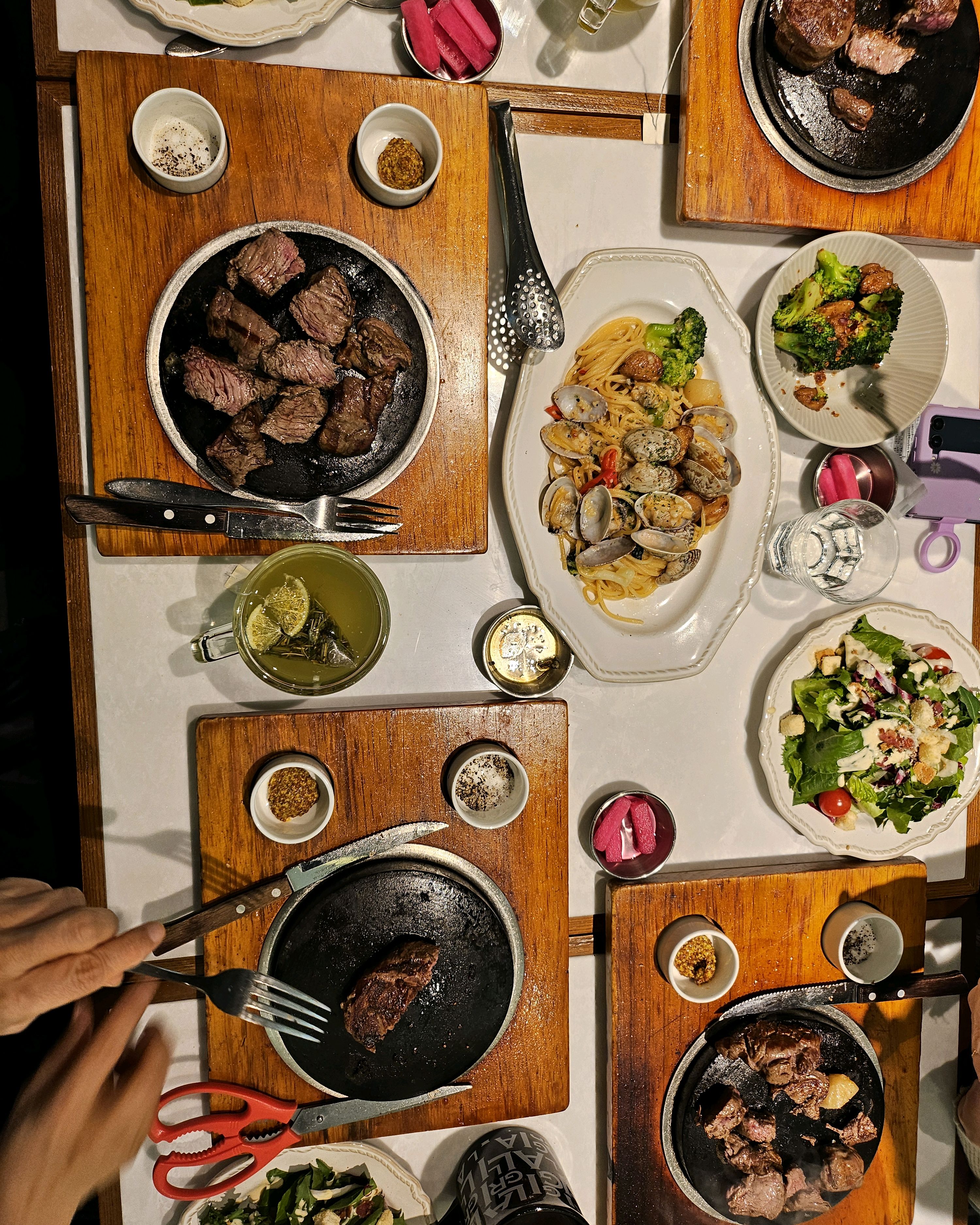 소고기 안심이 부드럽고 맛있어요 - 천호동 맛집 라그릴리아 천호점