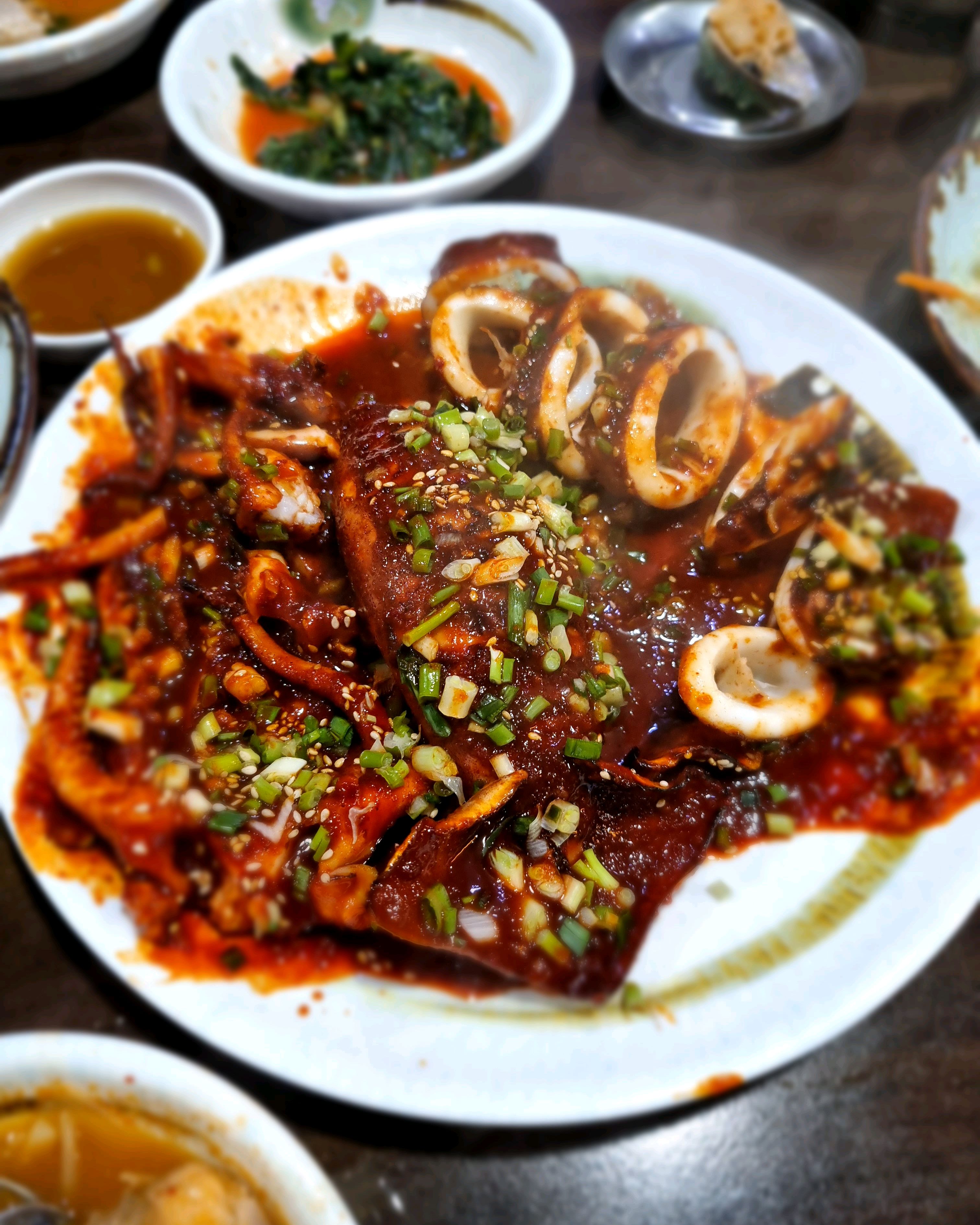 Steamed seafood from Janghanpyeong Station. Steamed seafood from Haedawon