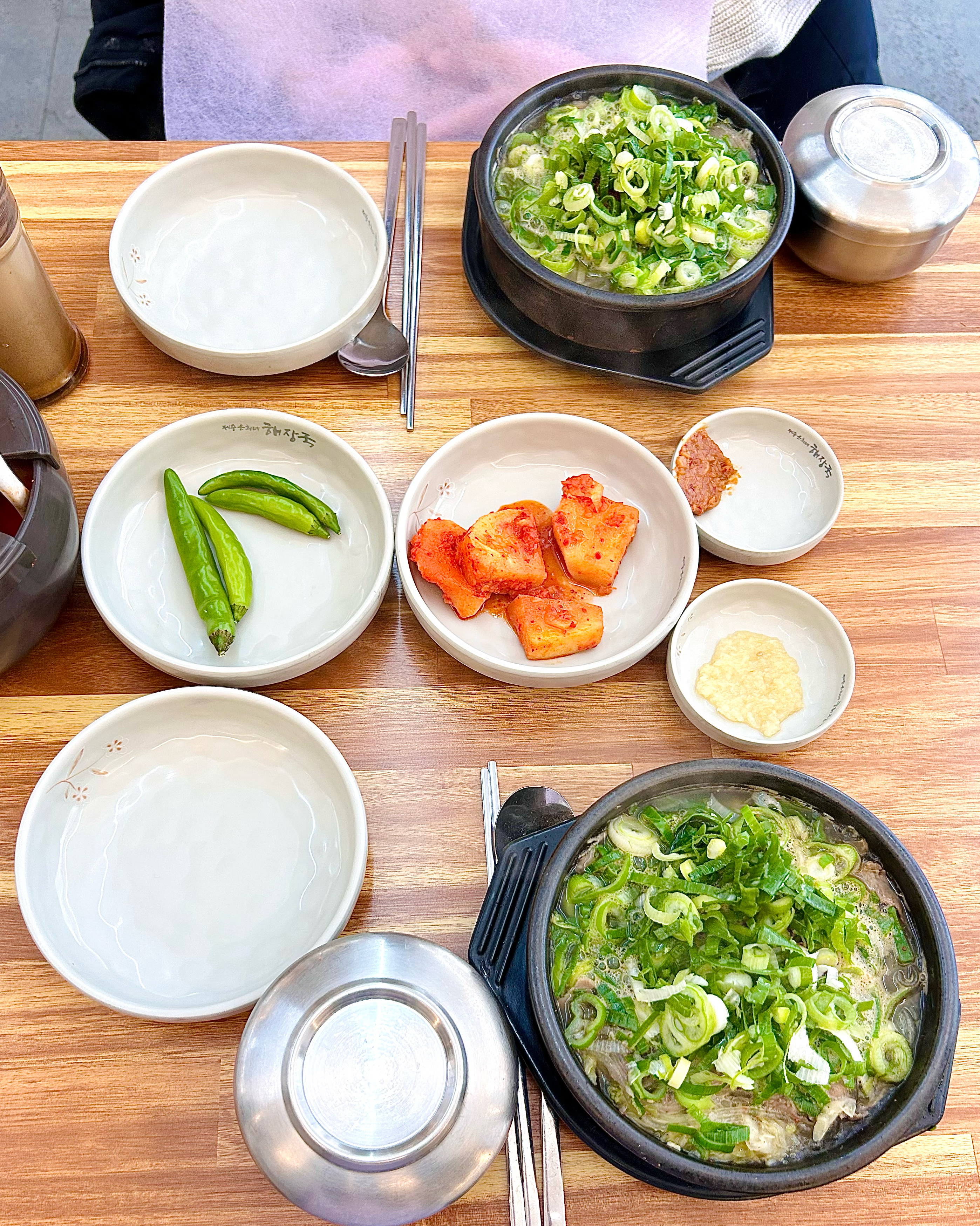 직원분도 친절하시고 주문하면 - 부산역 맛집 제주은희네해장국 부산역점