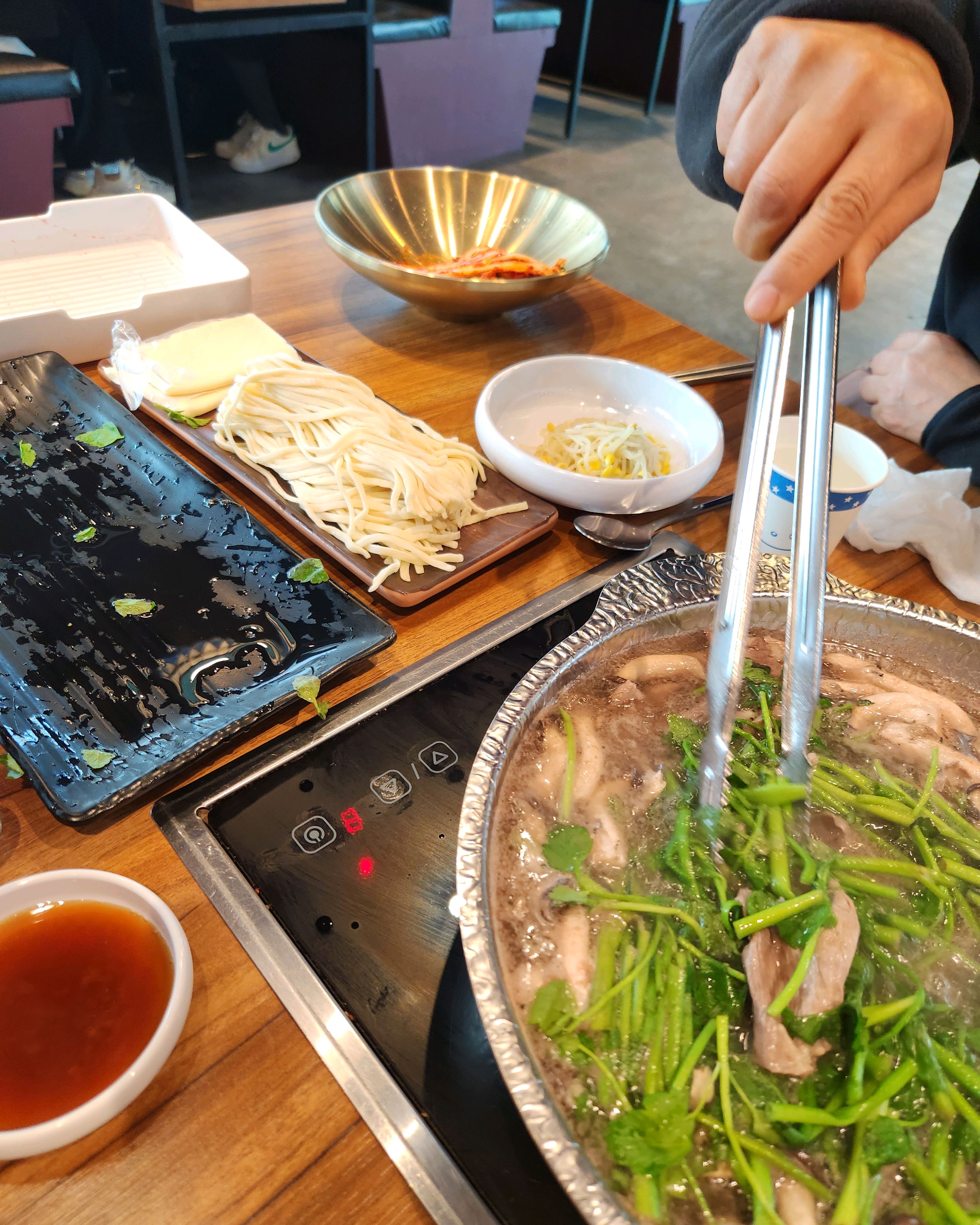 [천안 맛집 권박사 샤브 칼국수] 직접 가본 로컬 리뷰