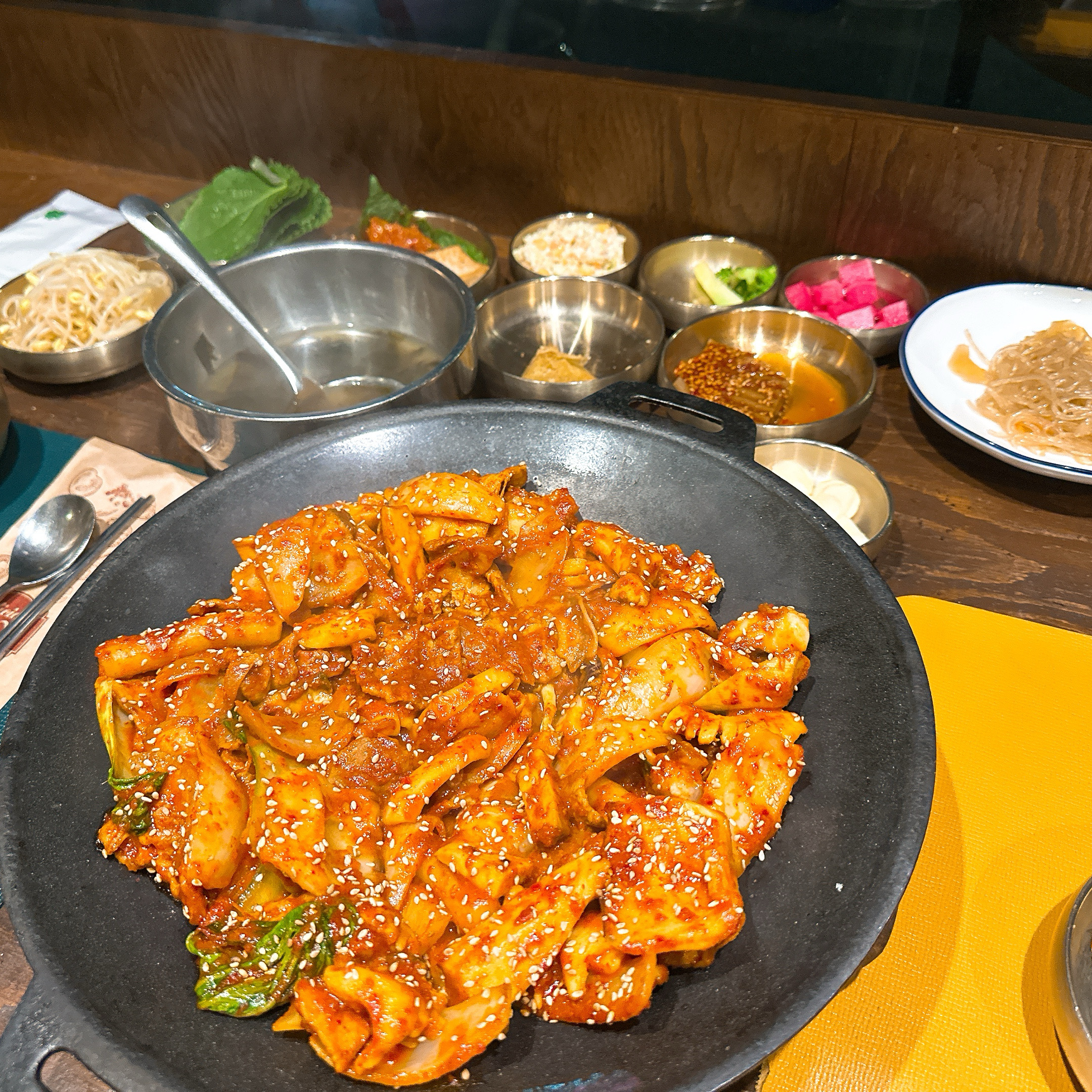 Oksu Station Restaurant Couple’s Cuisine Jeju Black Pork Cuttlefish