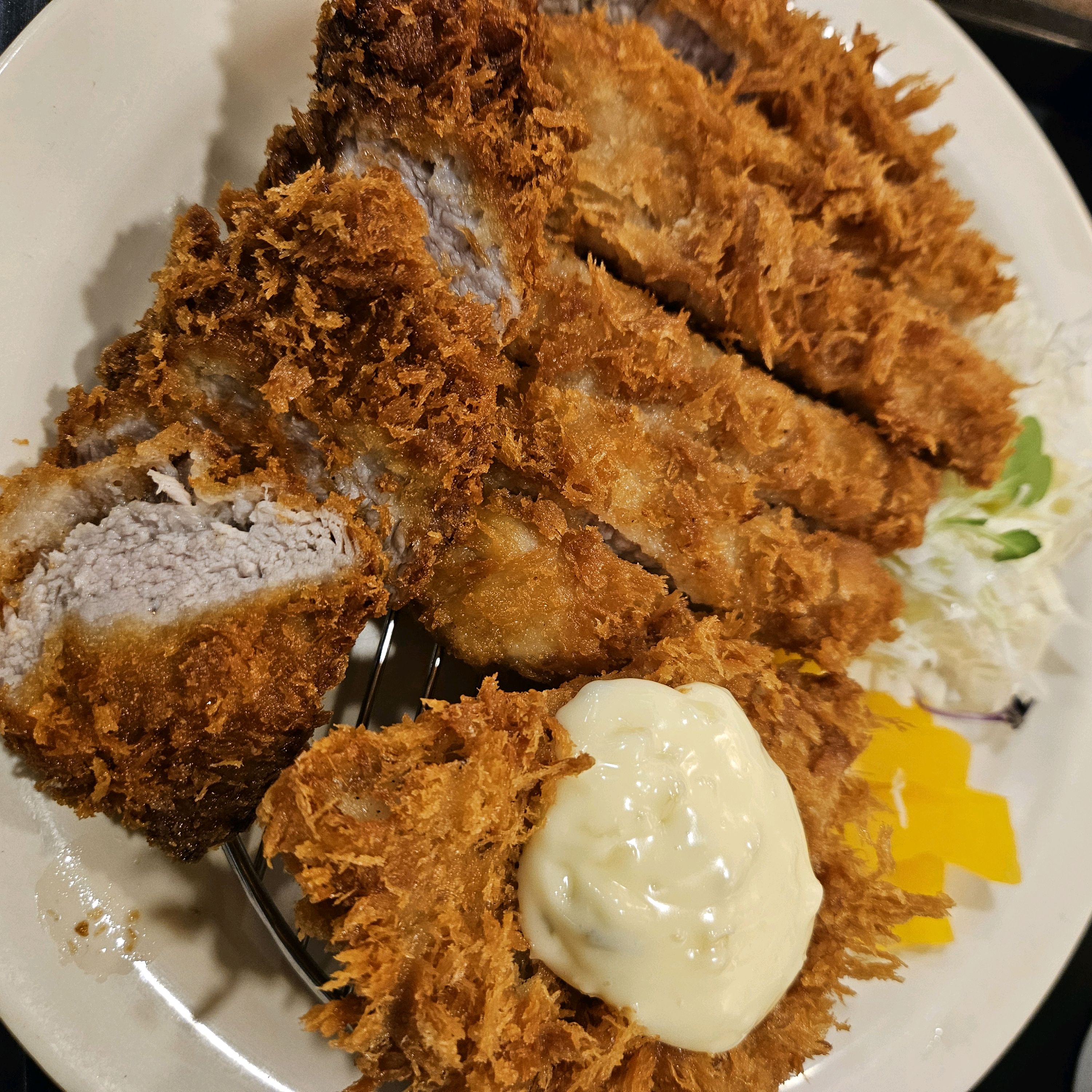 볶음우동과 돈가스 구성이 좋습니다. - 대구 수성구 맛집 홍익돈까스 대구황금점