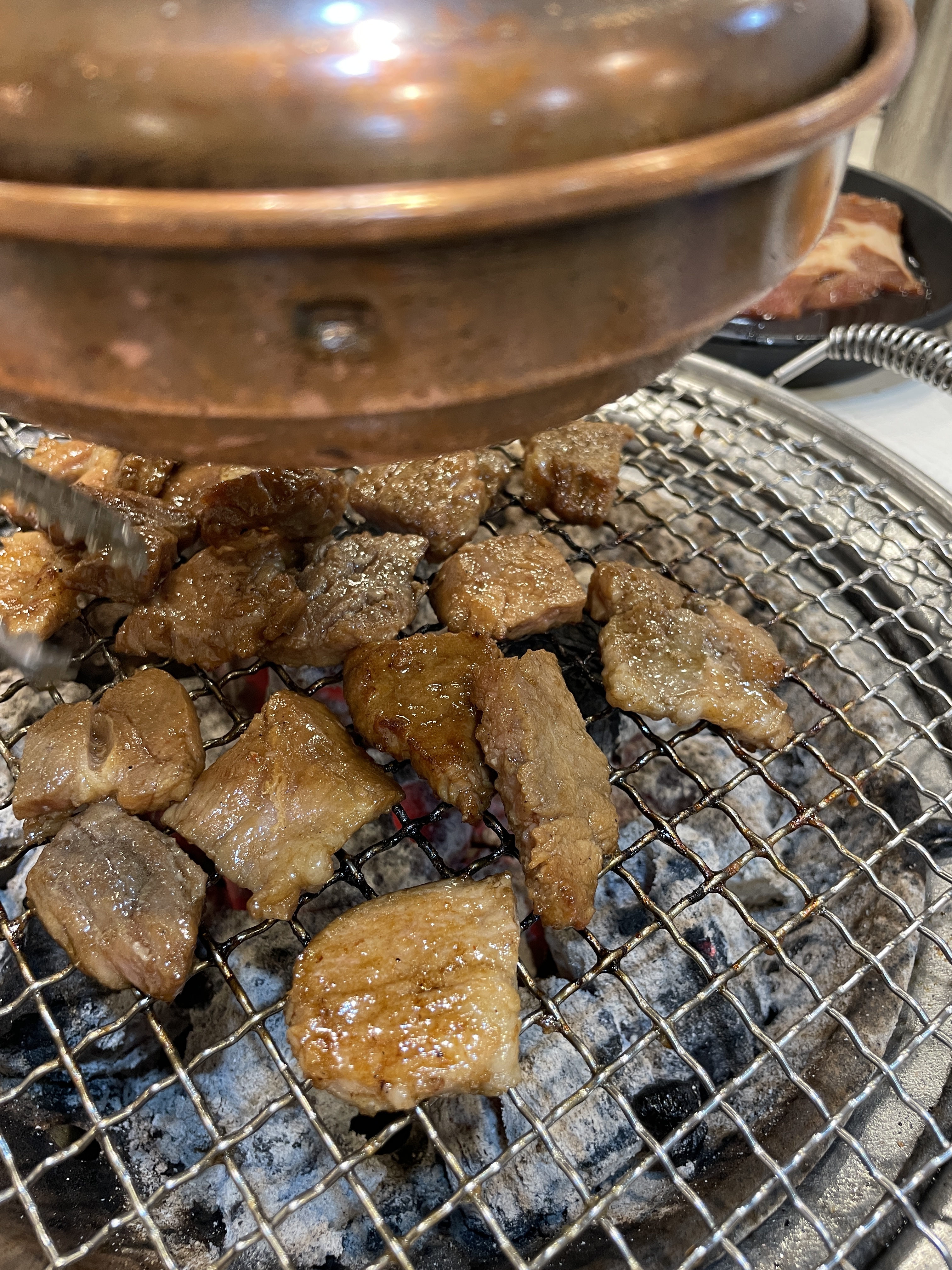 고기도 맛나고~ 다양해서 - 연희동 맛집 명륜진사갈비 서울 연희점
