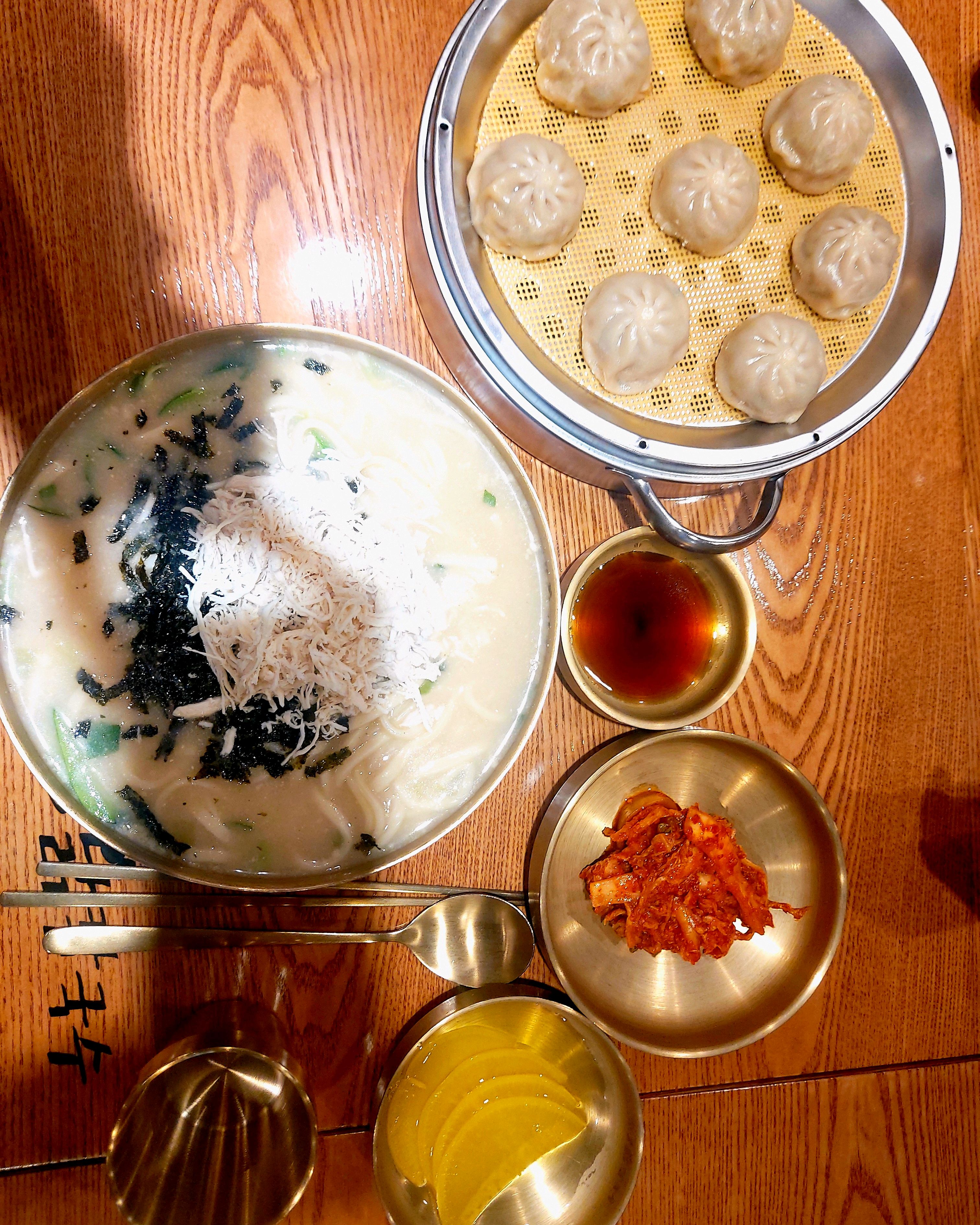 부산역에서 가까워서 걸어서 오기 좋아요 - 부산역 맛집 현풍닭칼국수 부산역점