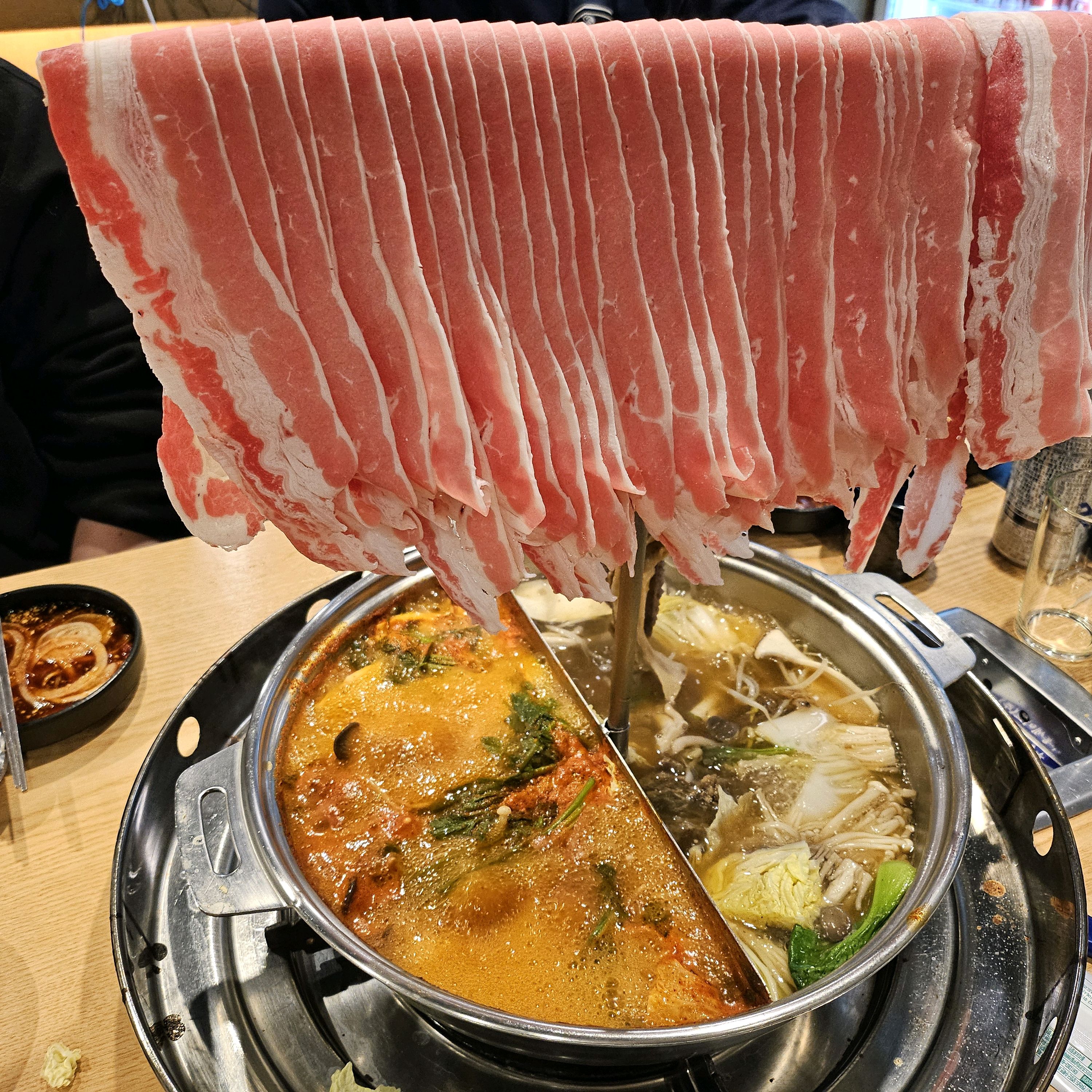 [천안 맛집 신사우물갈비 신부점] 직접 가본 로컬 리뷰