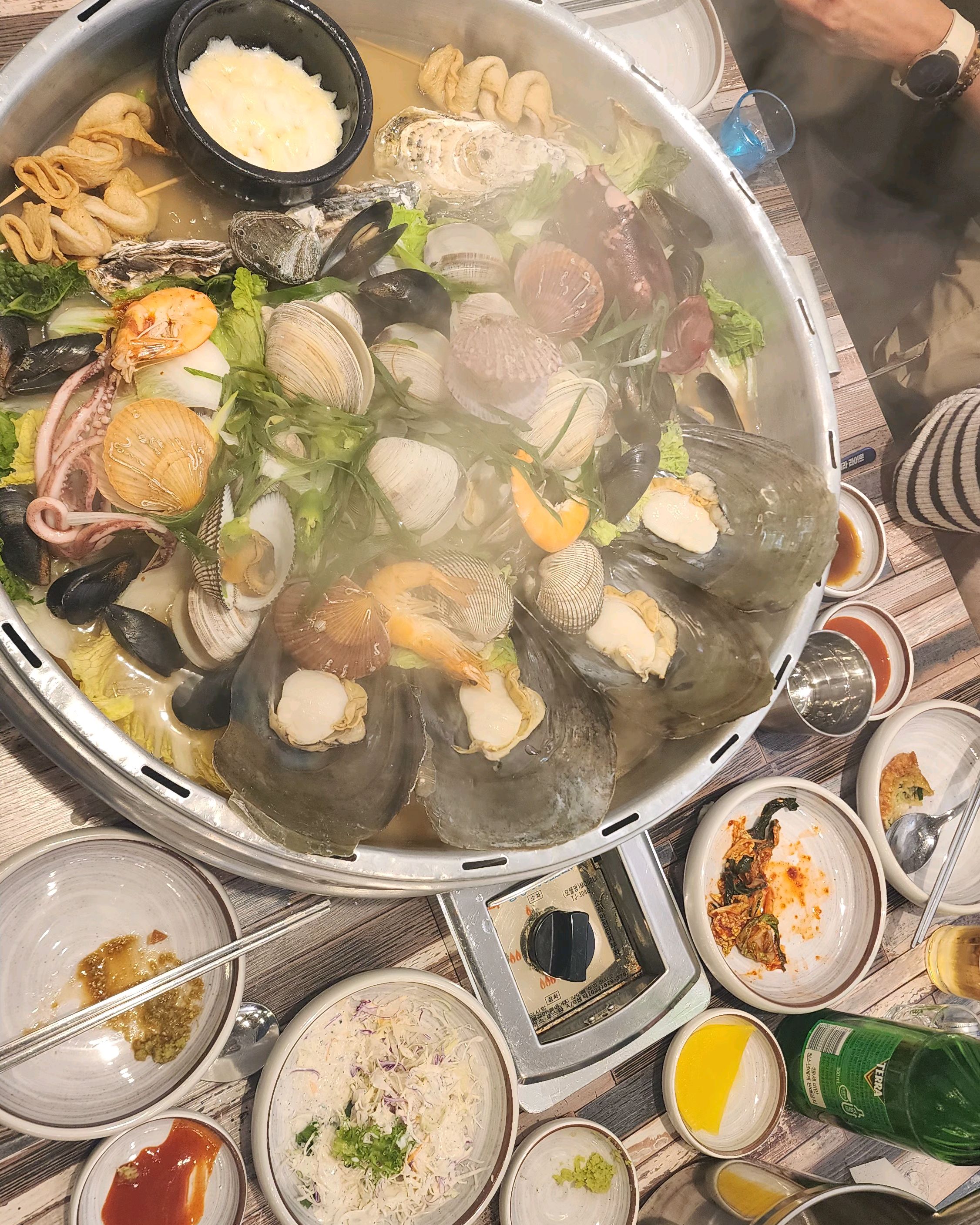 [천안 맛집 택이네조개전골 천안신불당점] 직접 가본 로컬 리뷰
