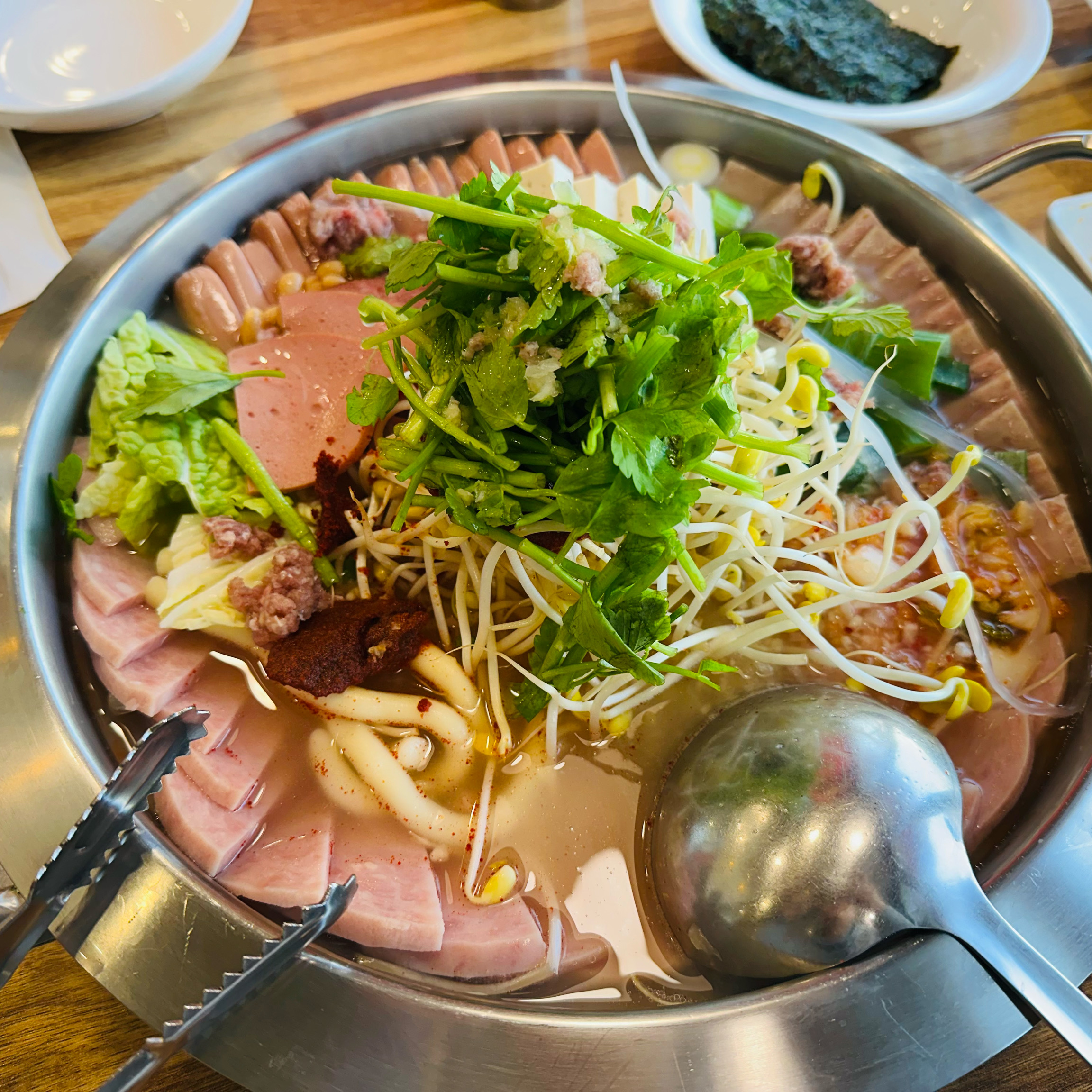 
새절역식당 오늘은 보글부대