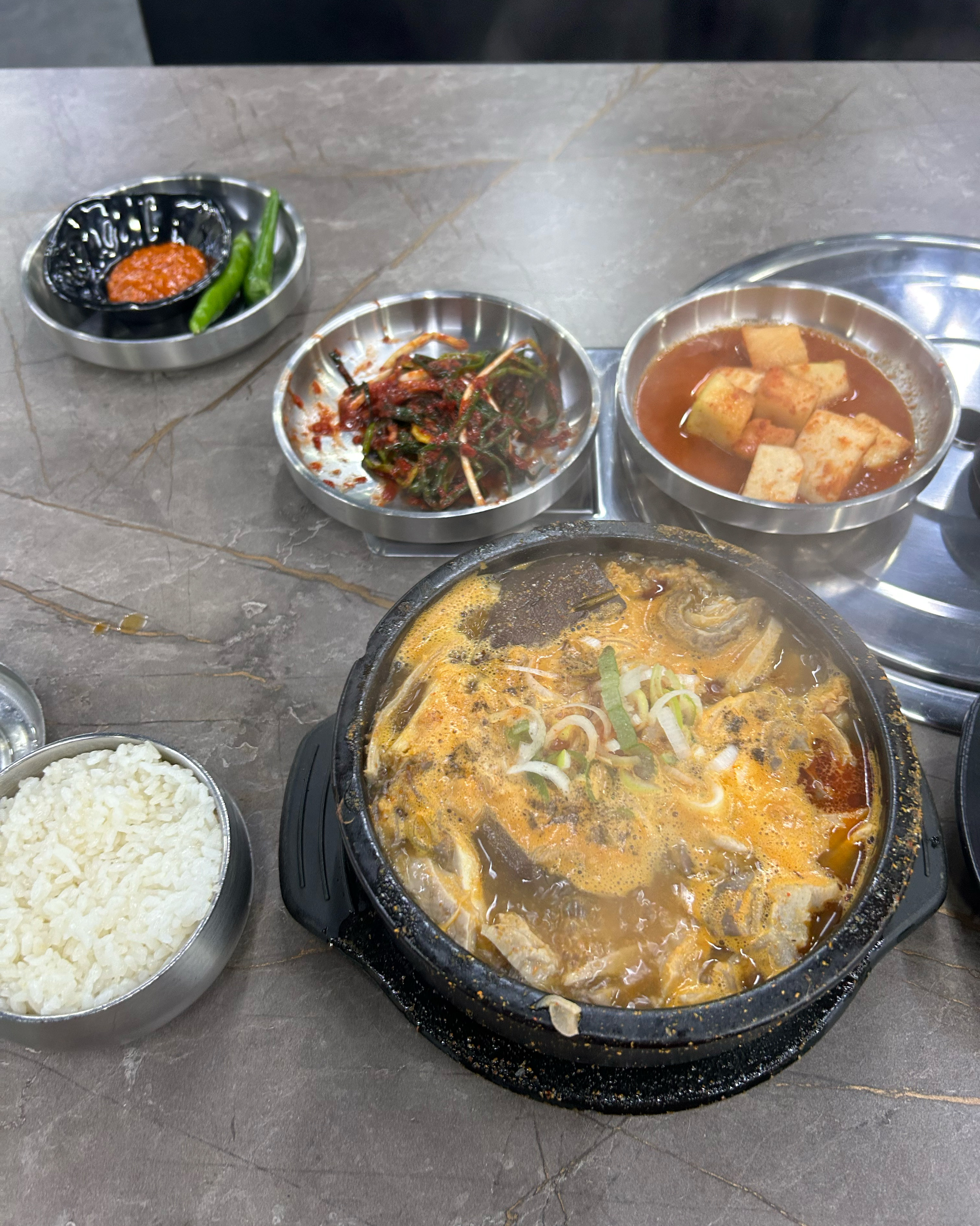 Bongcheon Station Galbitang Restaurant Yangpyeong Haejangguk Wanggol Gamjatang
