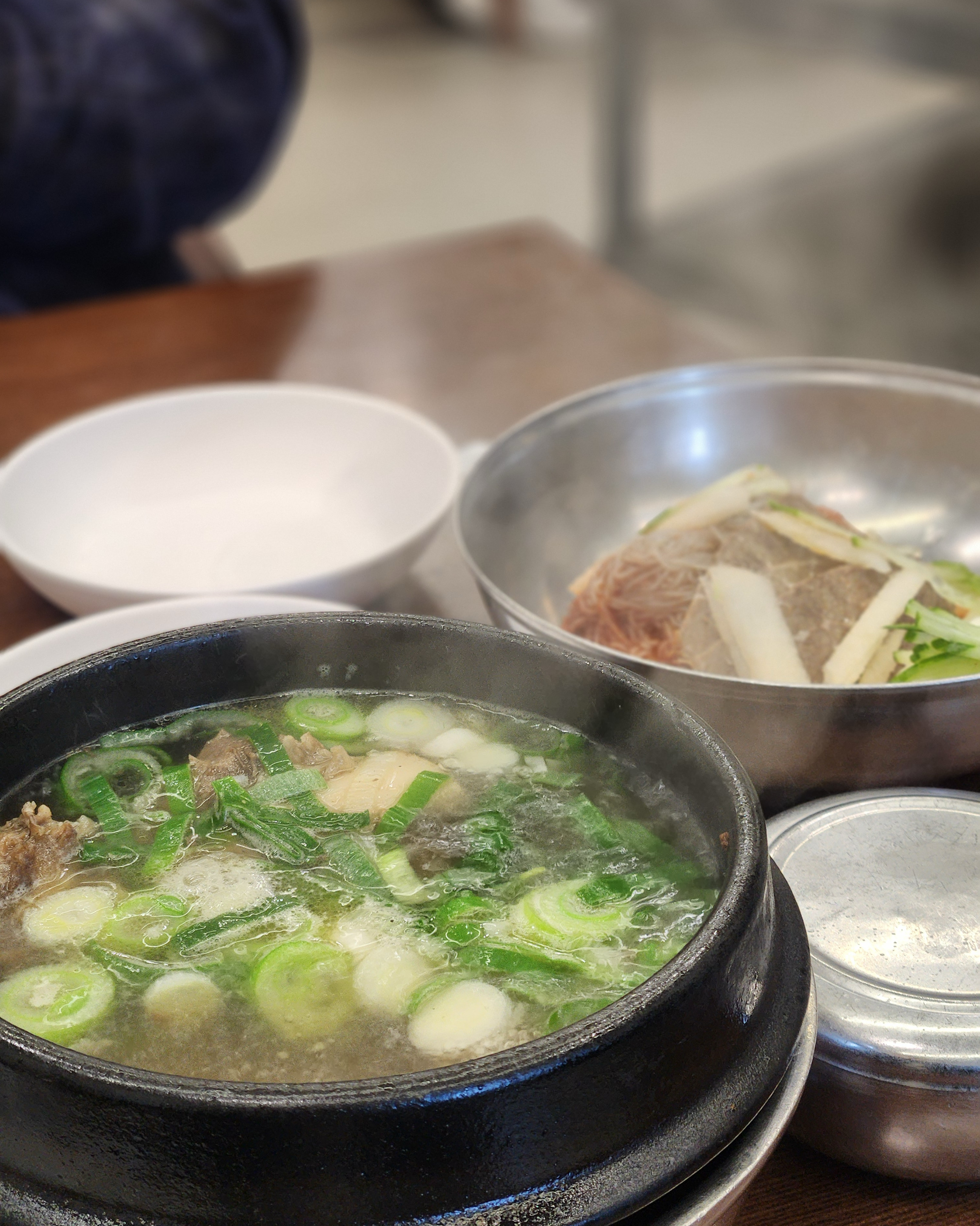 Hamgyeong Myeonok, a good bibim naengmyeon restaurant in Anam Station