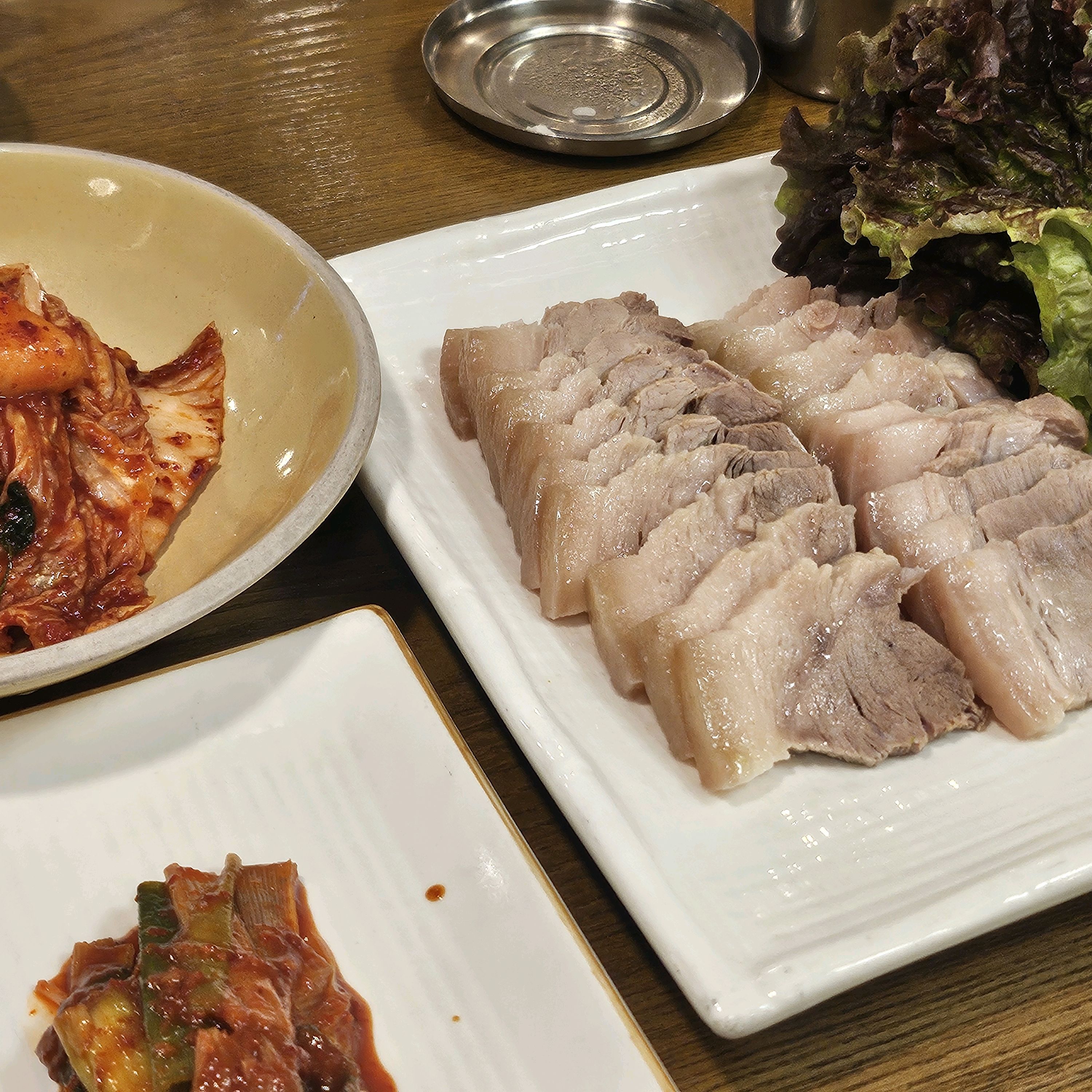 
애오개역식당 황금콩밭