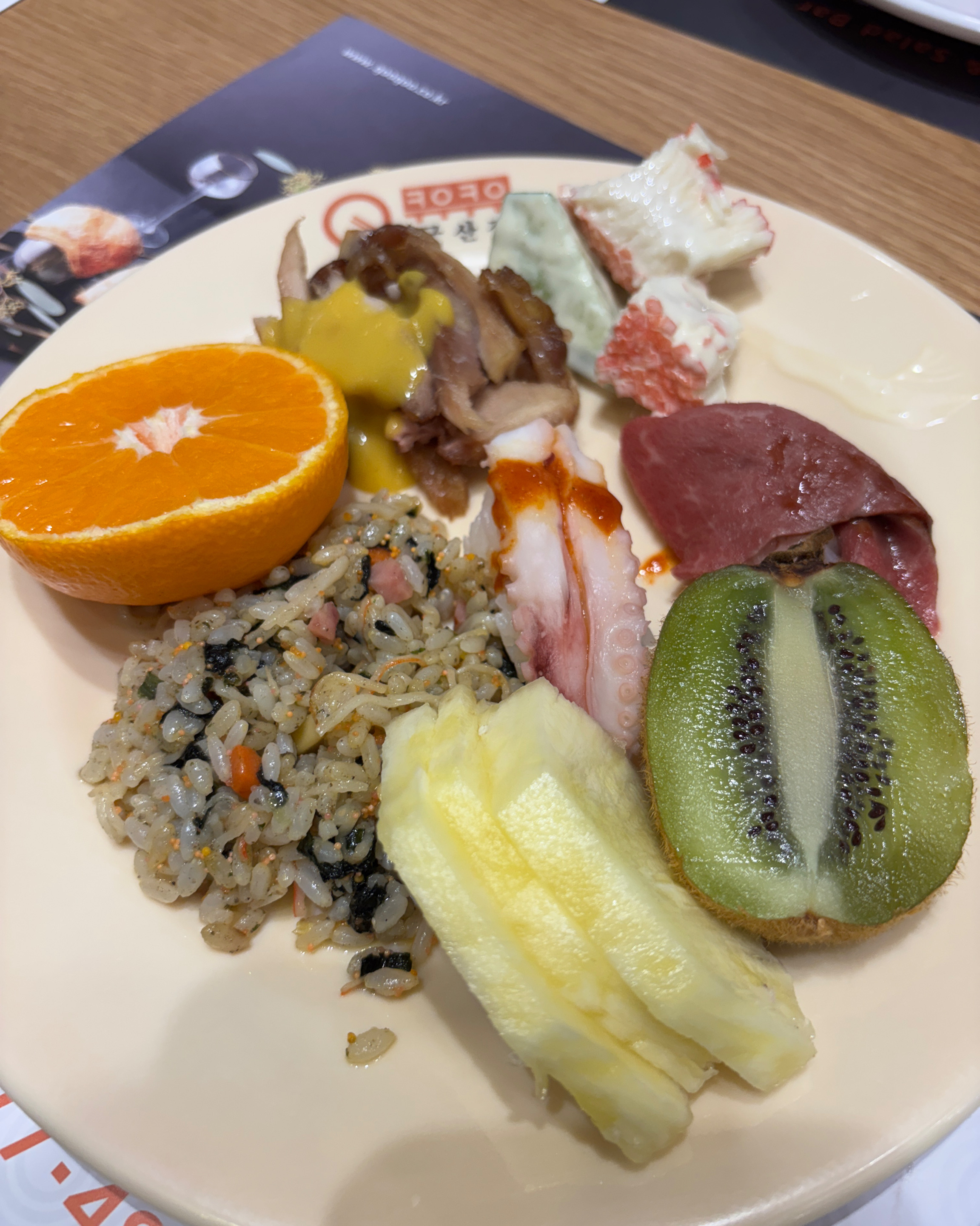 구성이 알차고 음식이 간이 딱맞아요 ㅠㅠ - 군산 수송동 맛집 추천 쿠우쿠우 군산점