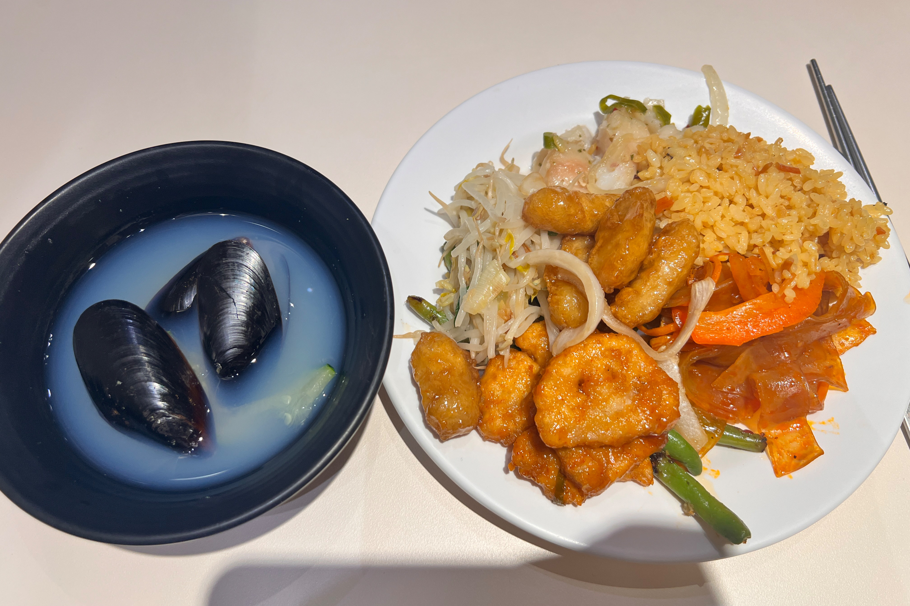 아빠 생신 파티하러 갔어요. 맛있는 음식이 많아서 너무 좋았어요! - 세종 맛집 애슐리퀸즈 홈플러스 세종점