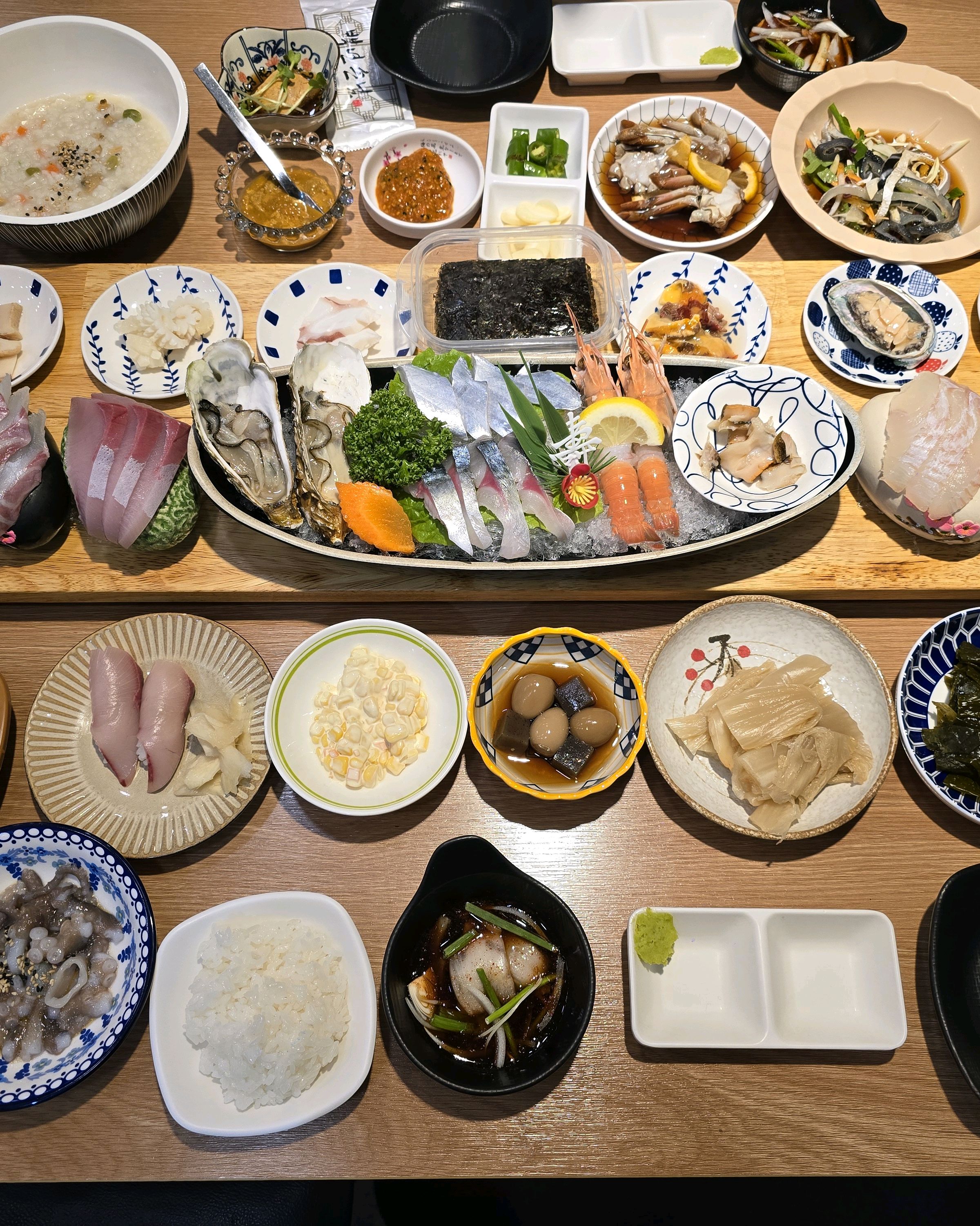 주인장 마음대로 모듬회에 딱새우회,갈치조림,게우볶음밥,가자미지리까지 음식 하나하나가 다 싱