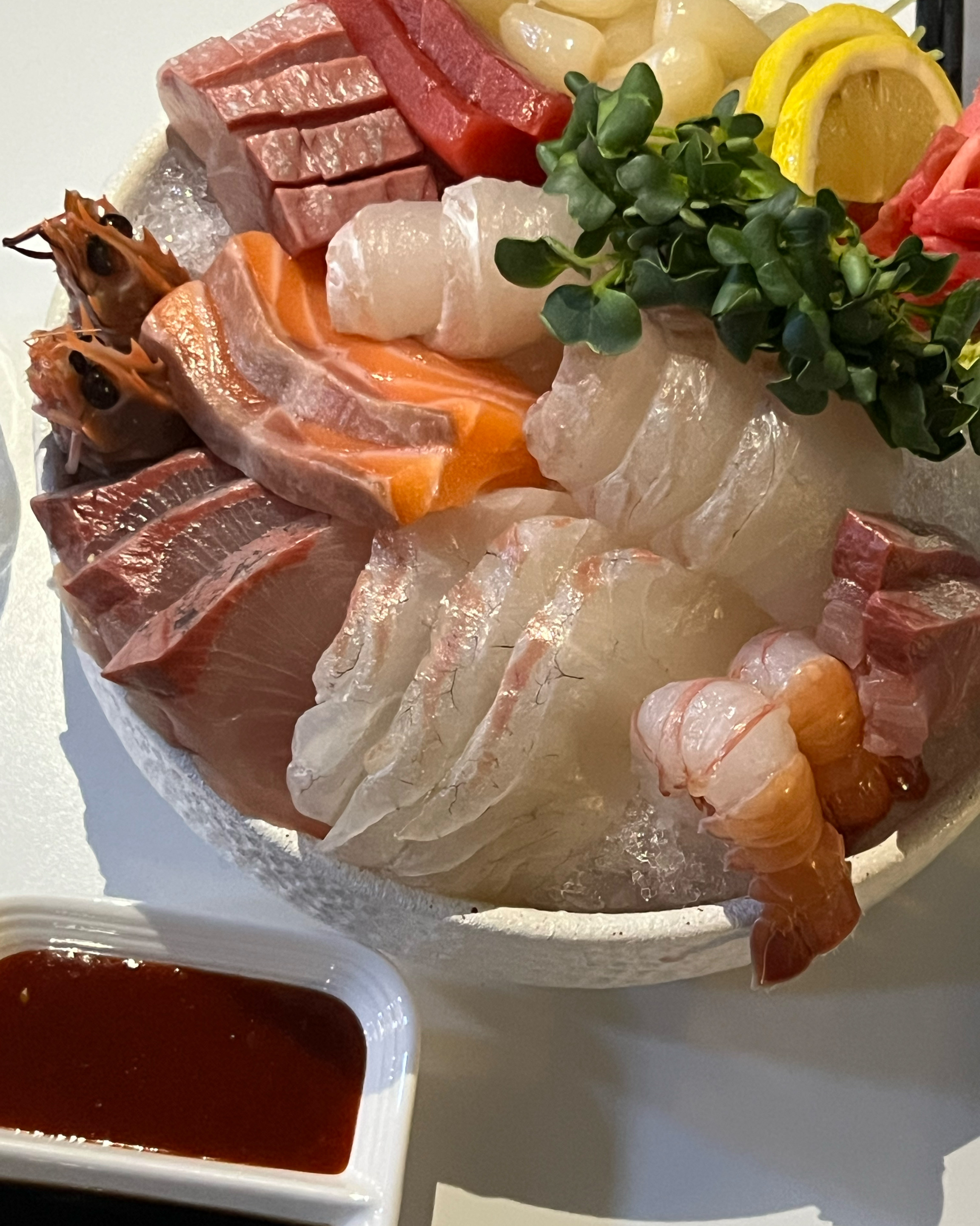회랑 나베 둘다 맛있어요! 회는 비린맛 하나 없이 쫀득하고 신선하구요!!! - 천호동 맛집 후타리 리온