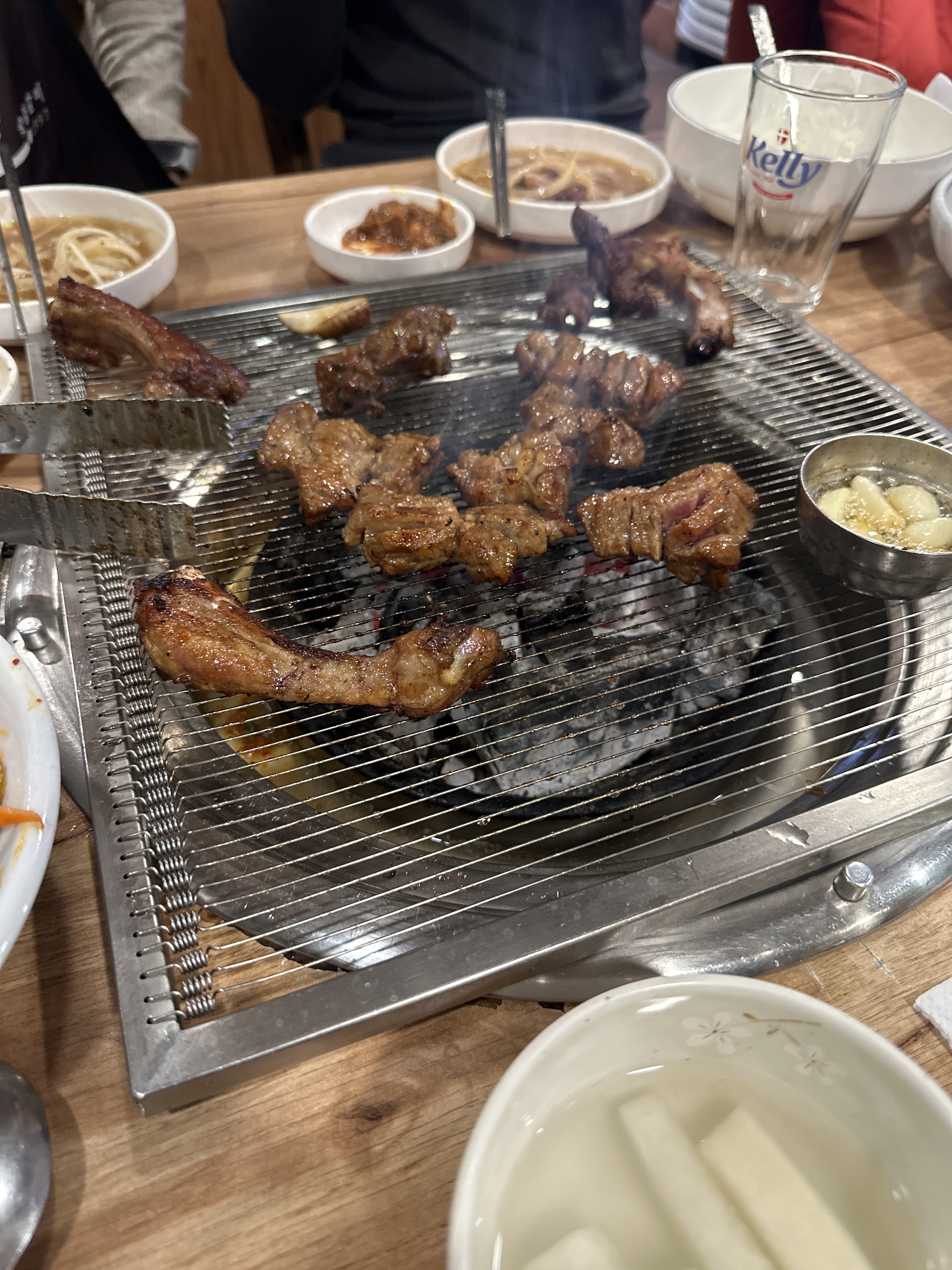 
신금호역식당 신금호숯불갈비 본점