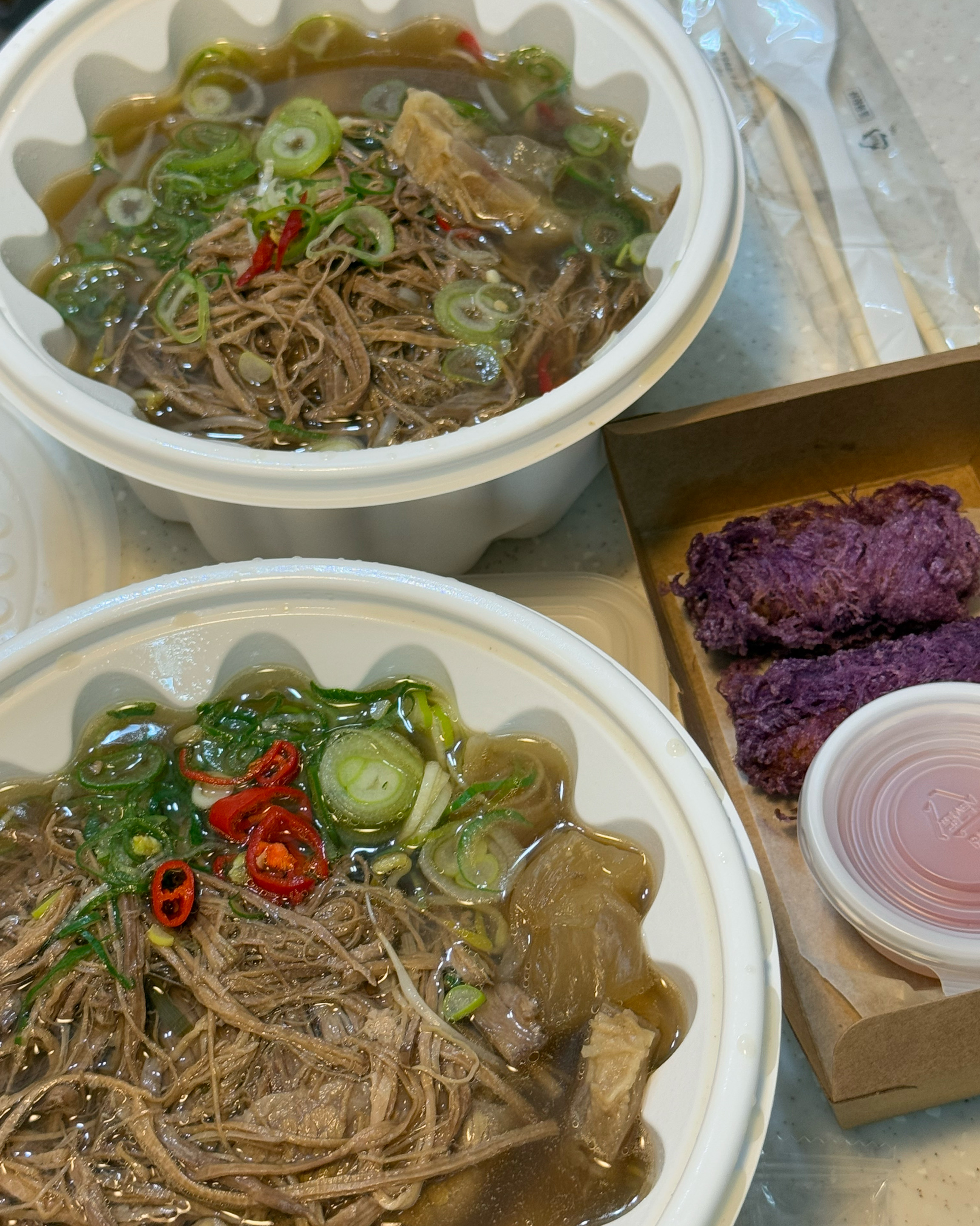 아기가 있어서 완조리 포장을 자주 하는데 포장해도 엄청 맛있어요!서비스도 너무 감사합니다~