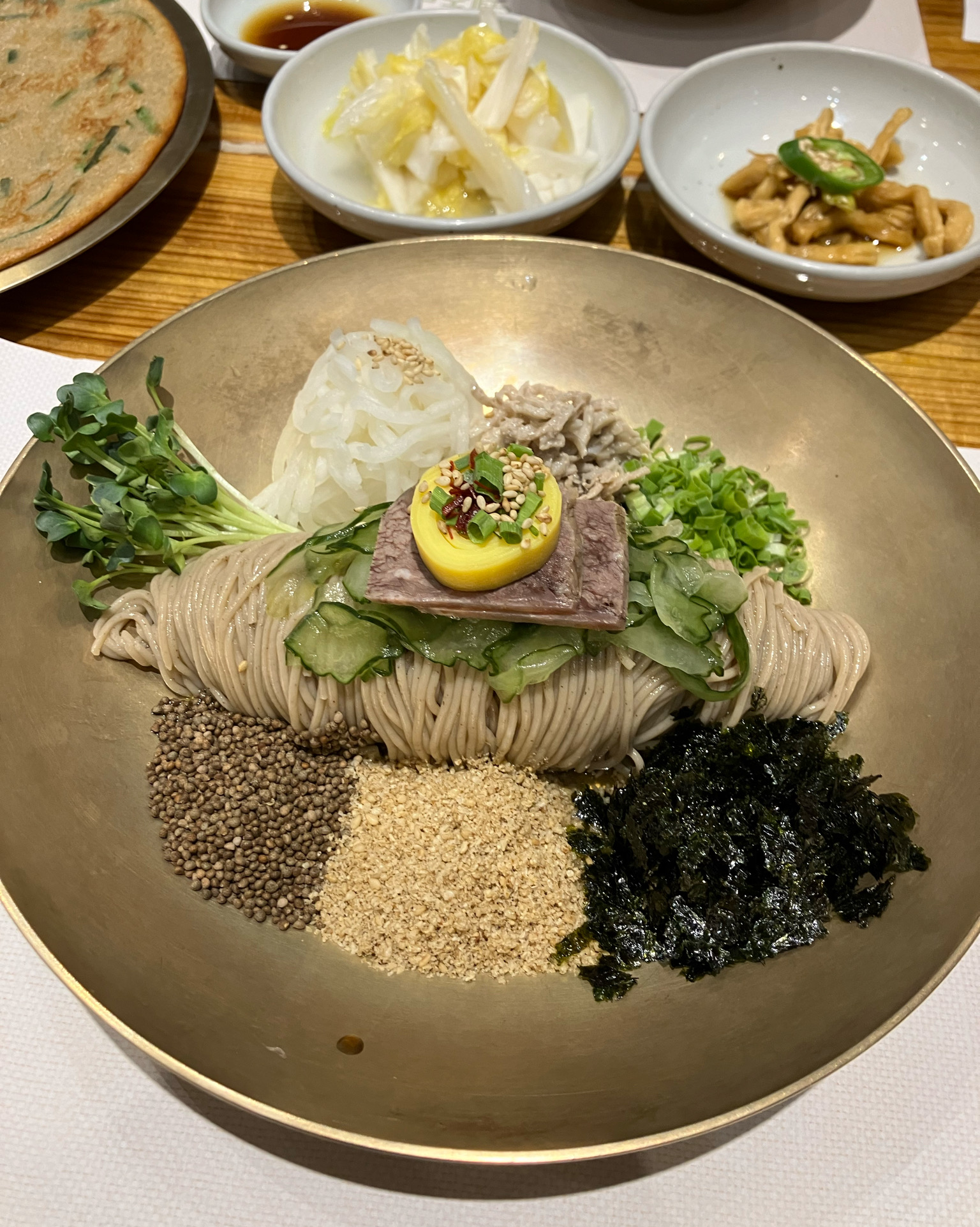 너무 맛있어요!!! 제주 오면 꼭 들리는 식당이예요 제주메밀 내륙에도 먹고 싶어요 - 제주 맛집 한라산아래첫마을 제주민속촌점