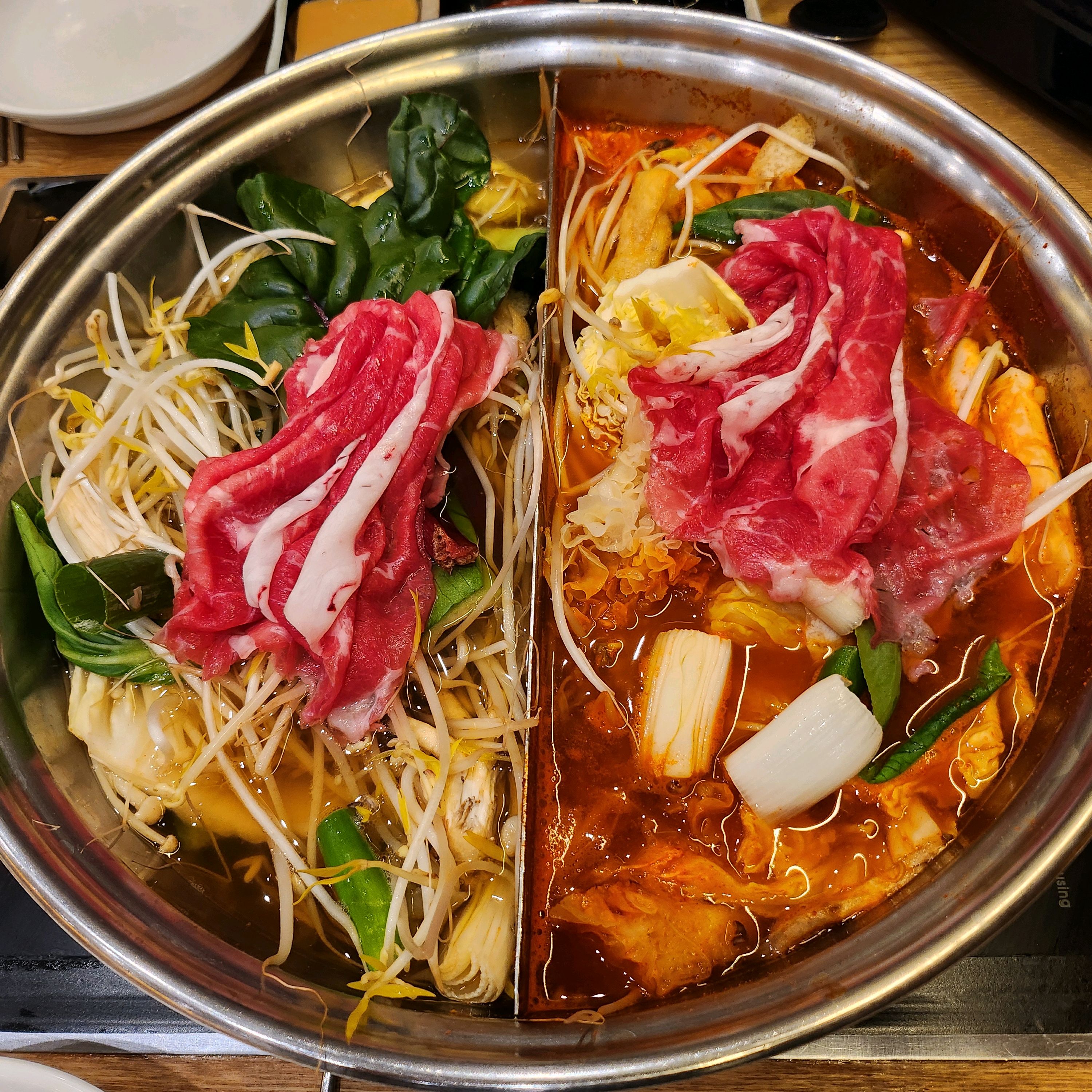 생일맞은 아들과 둘이 샤브 먹으러 왔어요 - 문경 점촌 맛집 샤브20 문경점