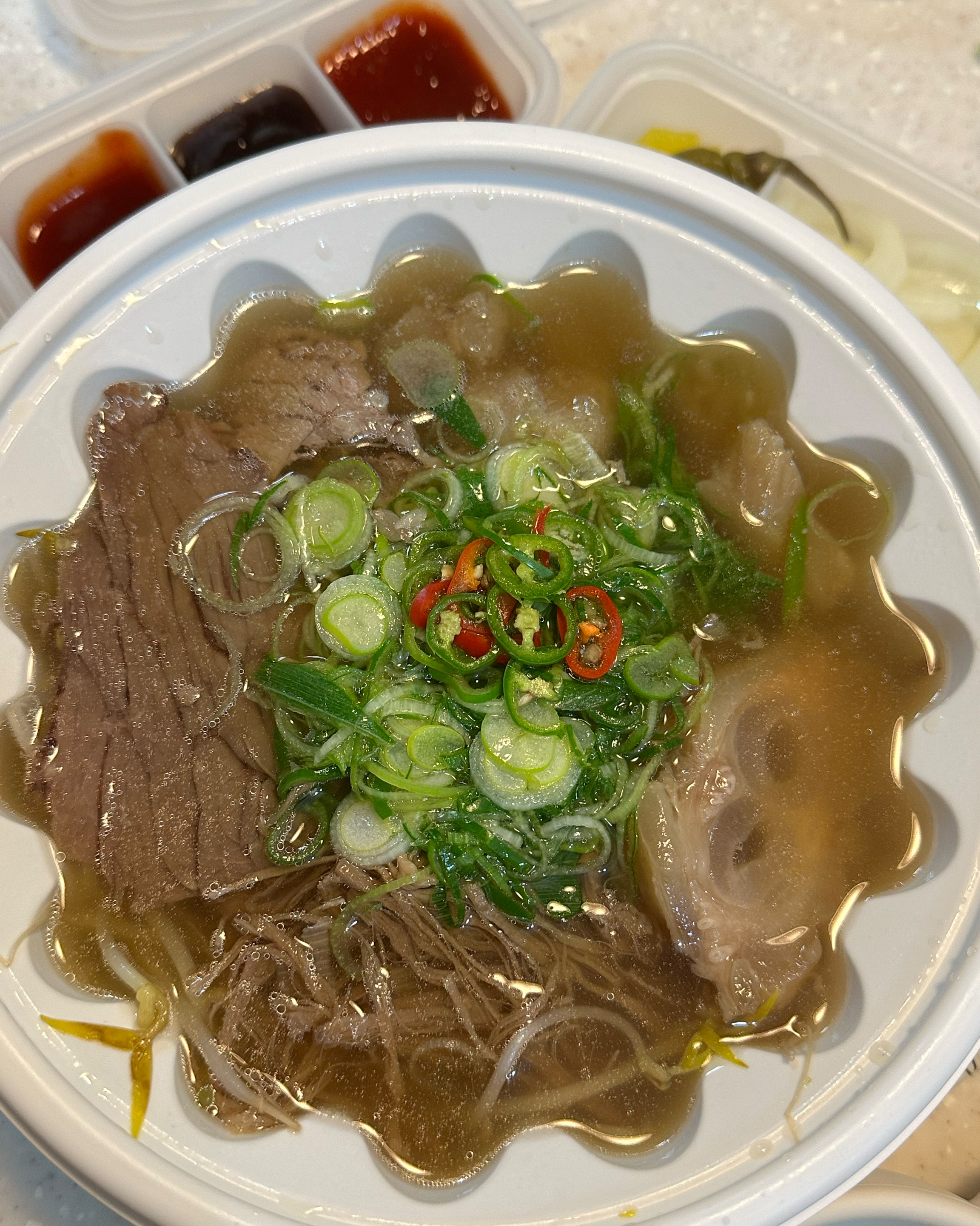 오늘도 완조리 포장했는데 역시 너무 맛있어요 아기가 얼른 커서 홀에서 같이 먹었으면 좋겠네
