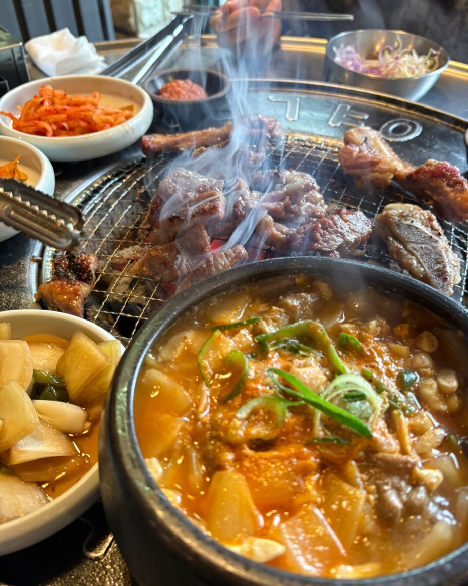 
영등포구청역식당 연탄불