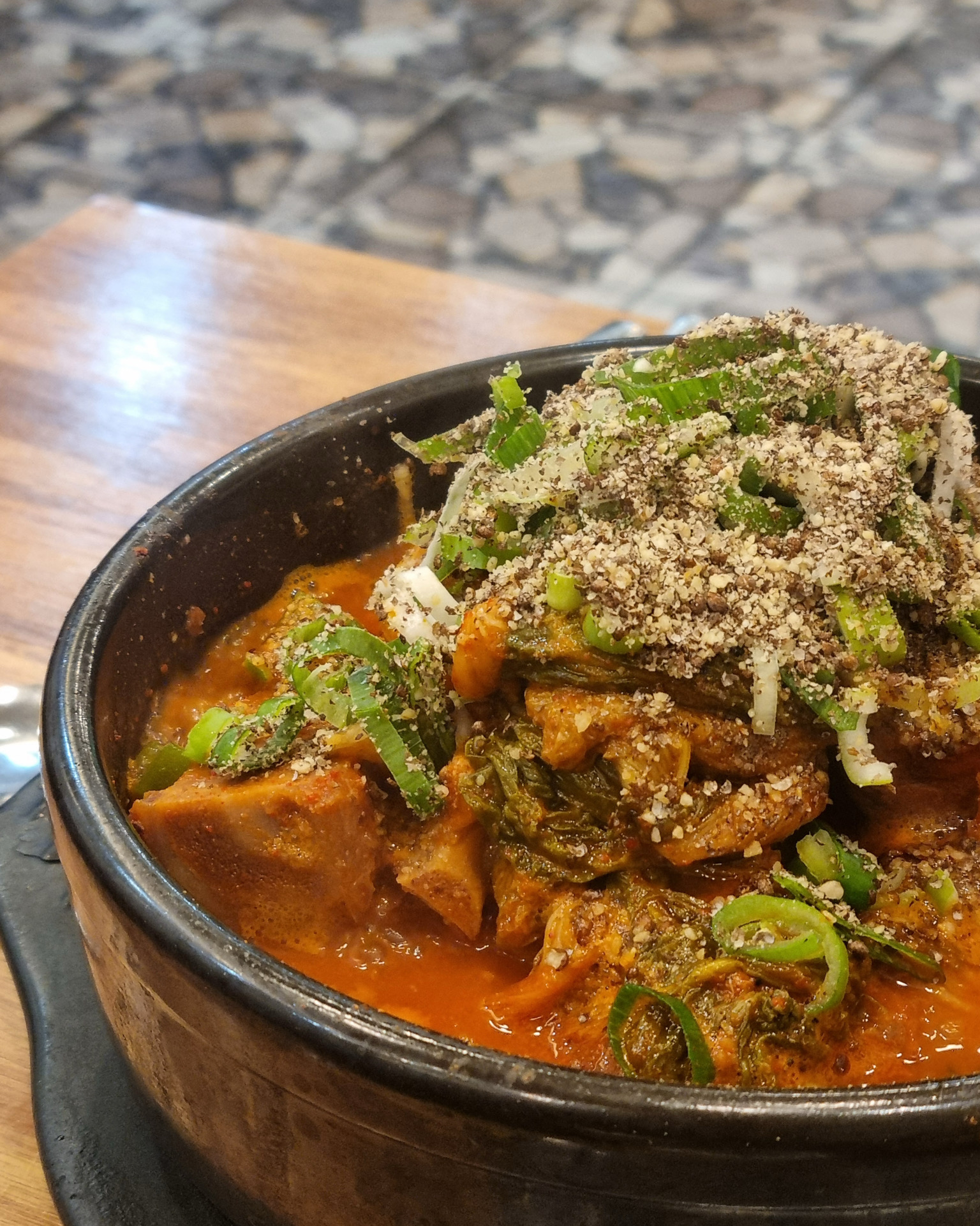 항상 웨이팅이 있는 곳이라 궁금해서 방문해봤어요! - 제주 맛집 24시제주해장국