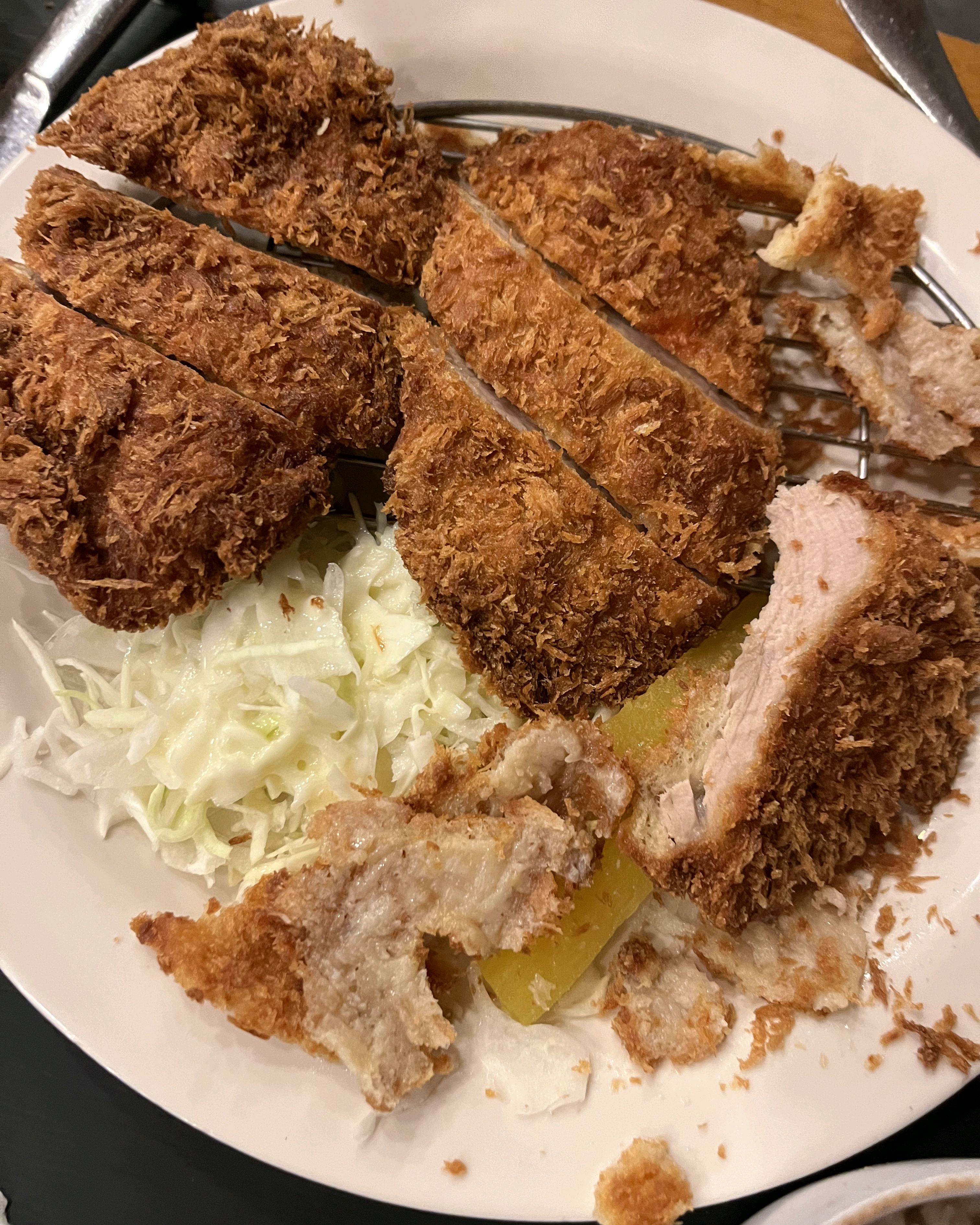 안심까스가 피카츄 돈까스처럼 얇게 나왔어요 - 망포 맛집 홍익돈까스 망포점