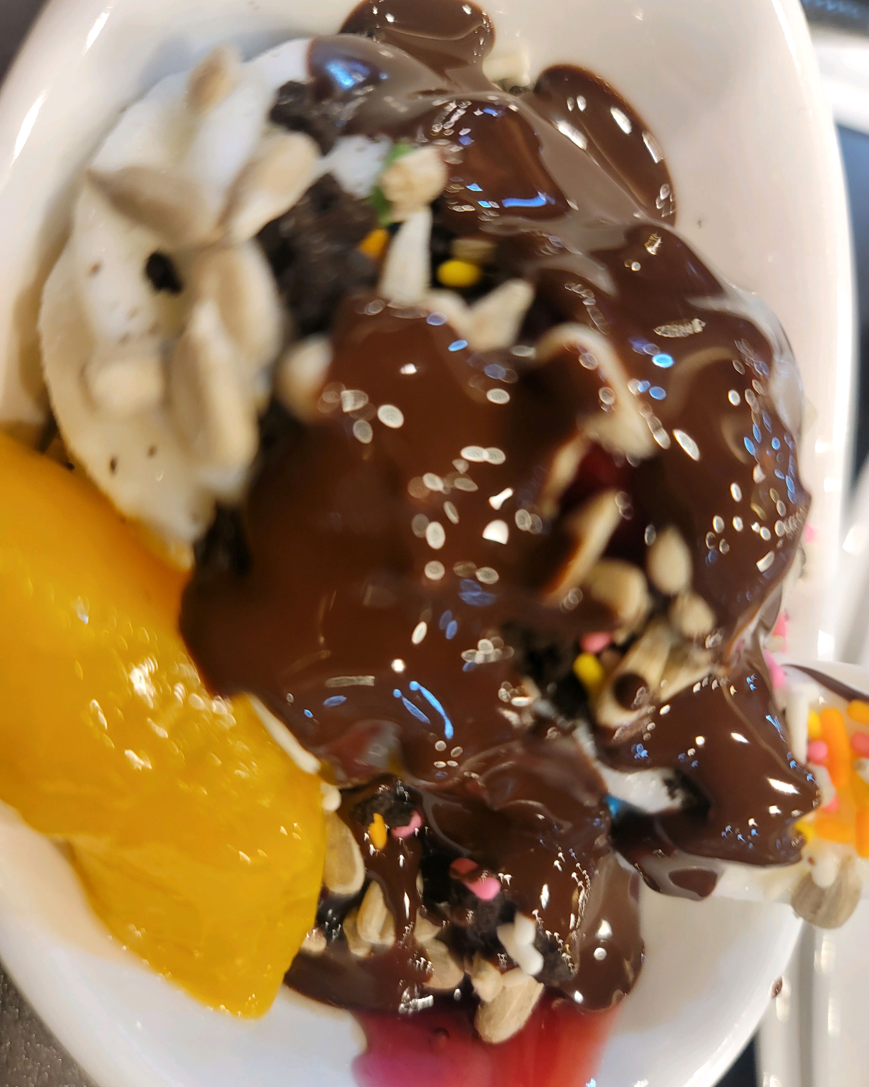 맛있었어요 사람이 엄청많긴했는데 그래도 홀도크고 음식 리필도 바로바로되고 좋았어요 - 홍성 맛집 추천 쿠우쿠우 홍성내포점