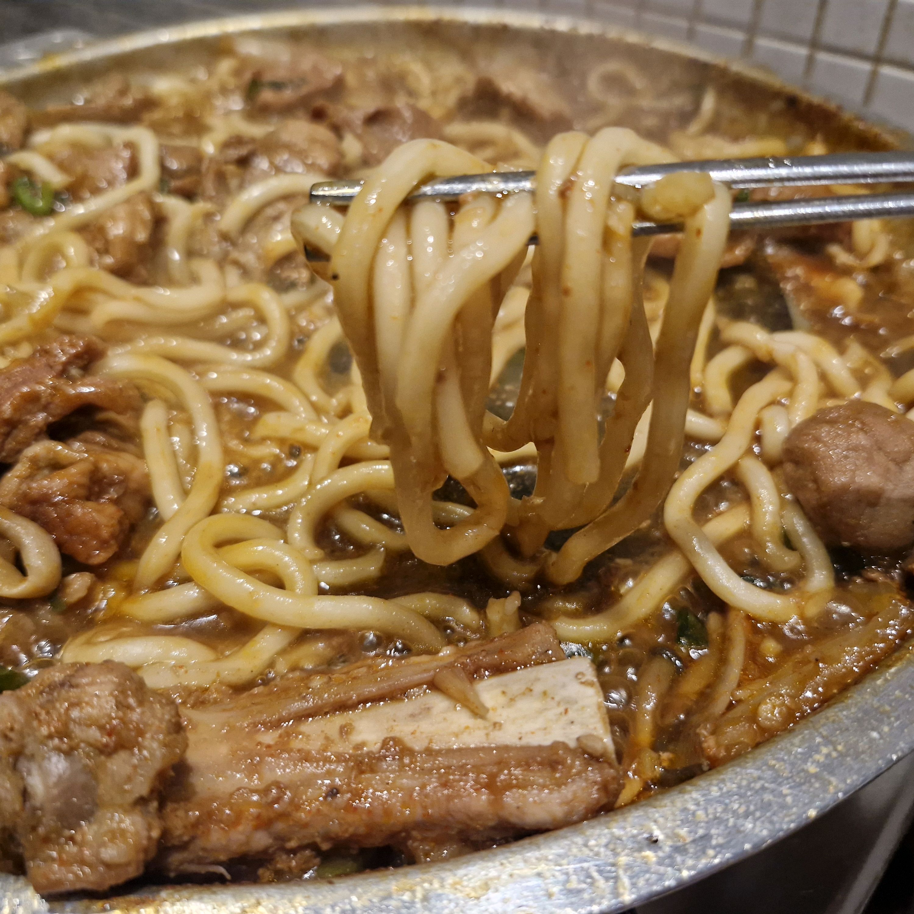 Anam Station Restaurant, 800 House