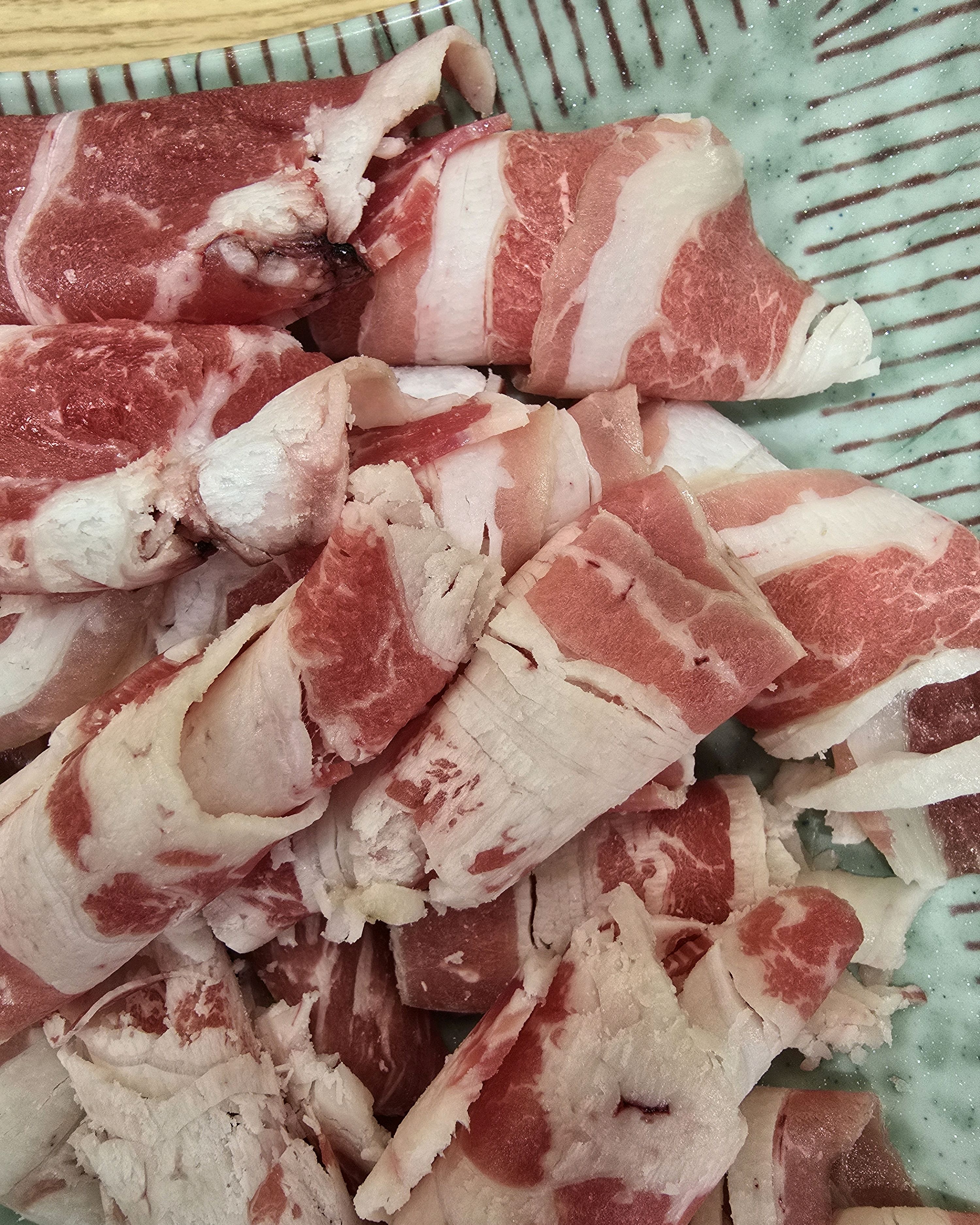 사람들이 점심시간이라 많았어요~ - 불당동 맛집 청담동샤브 천안펜타포트점