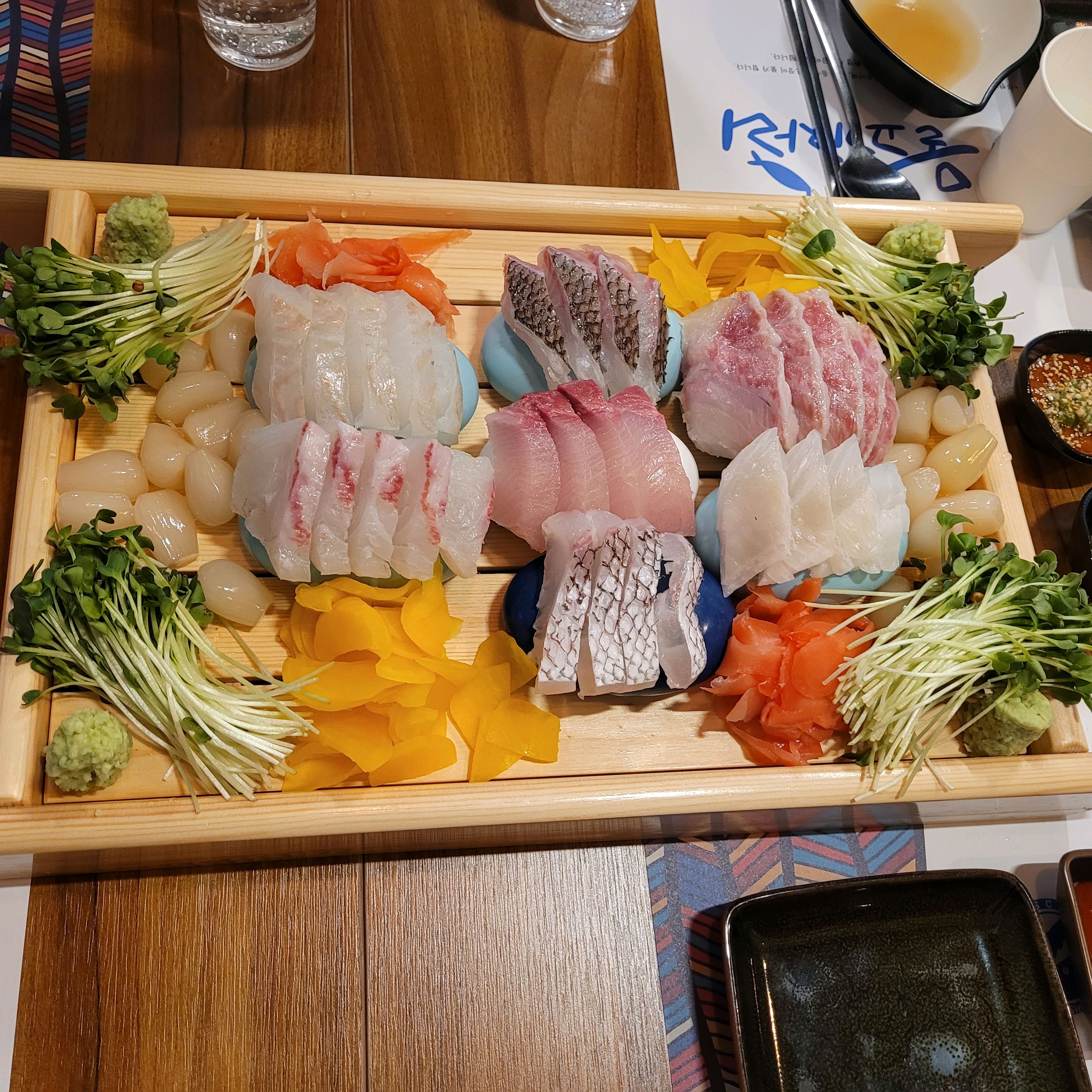 크리스마스 남편과 아이들과 맛있는 저녁시간이네요~ - 향남 맛집 물고기자리 향남점